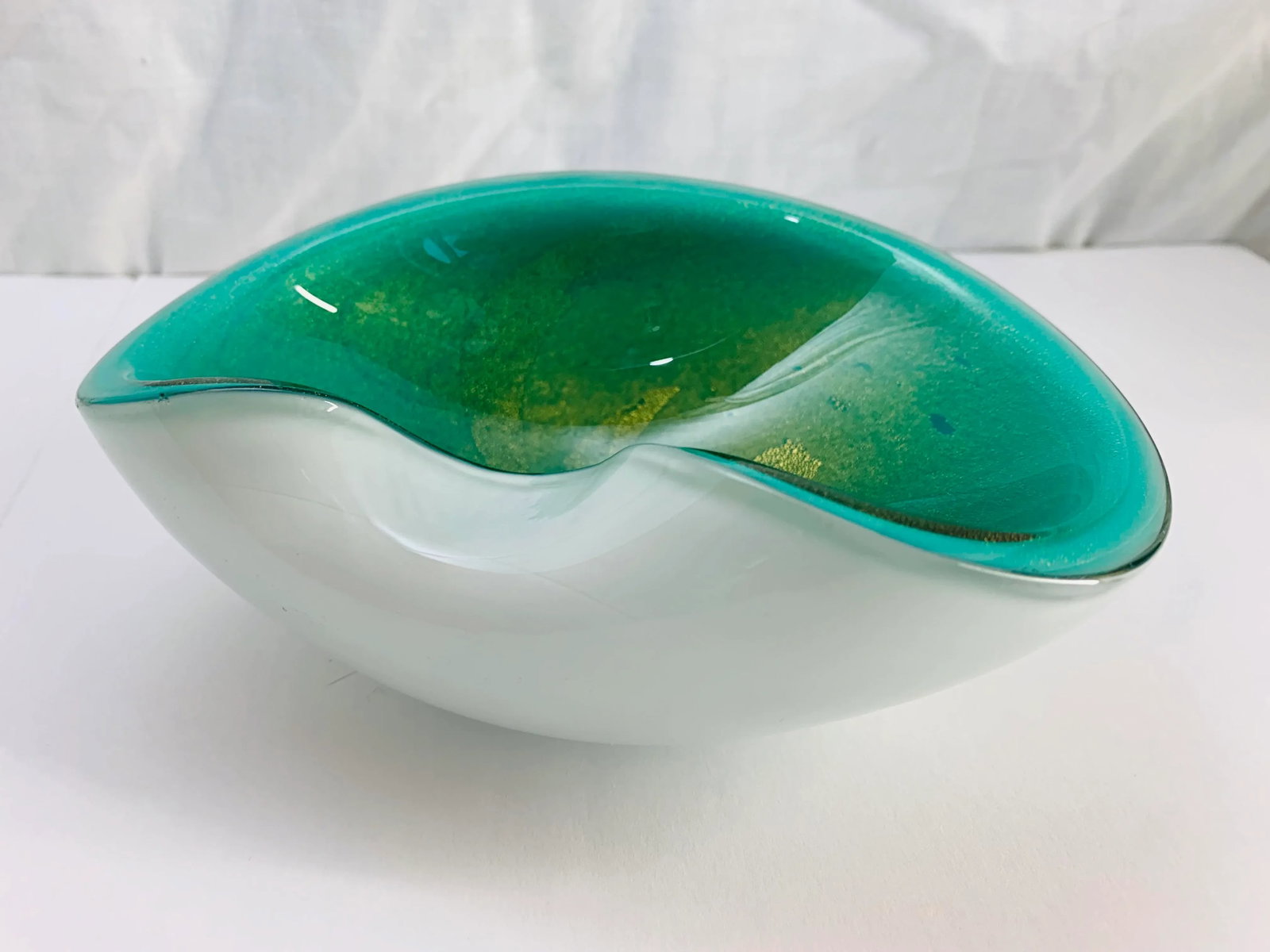 1950s Murano Seguso Turquoise and Gold Fleck Bowl - 3