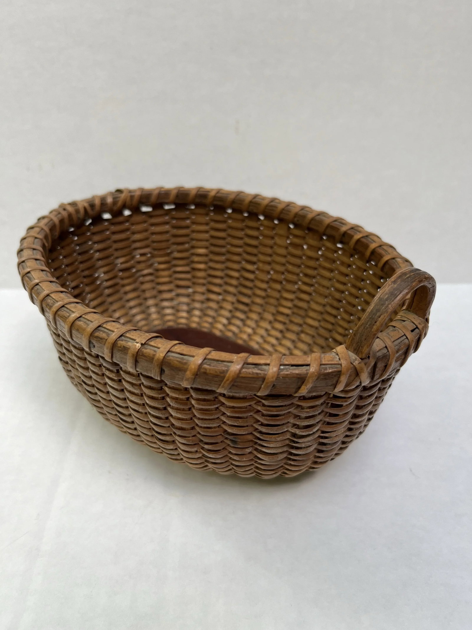 Antique Nantucket Basket - 3