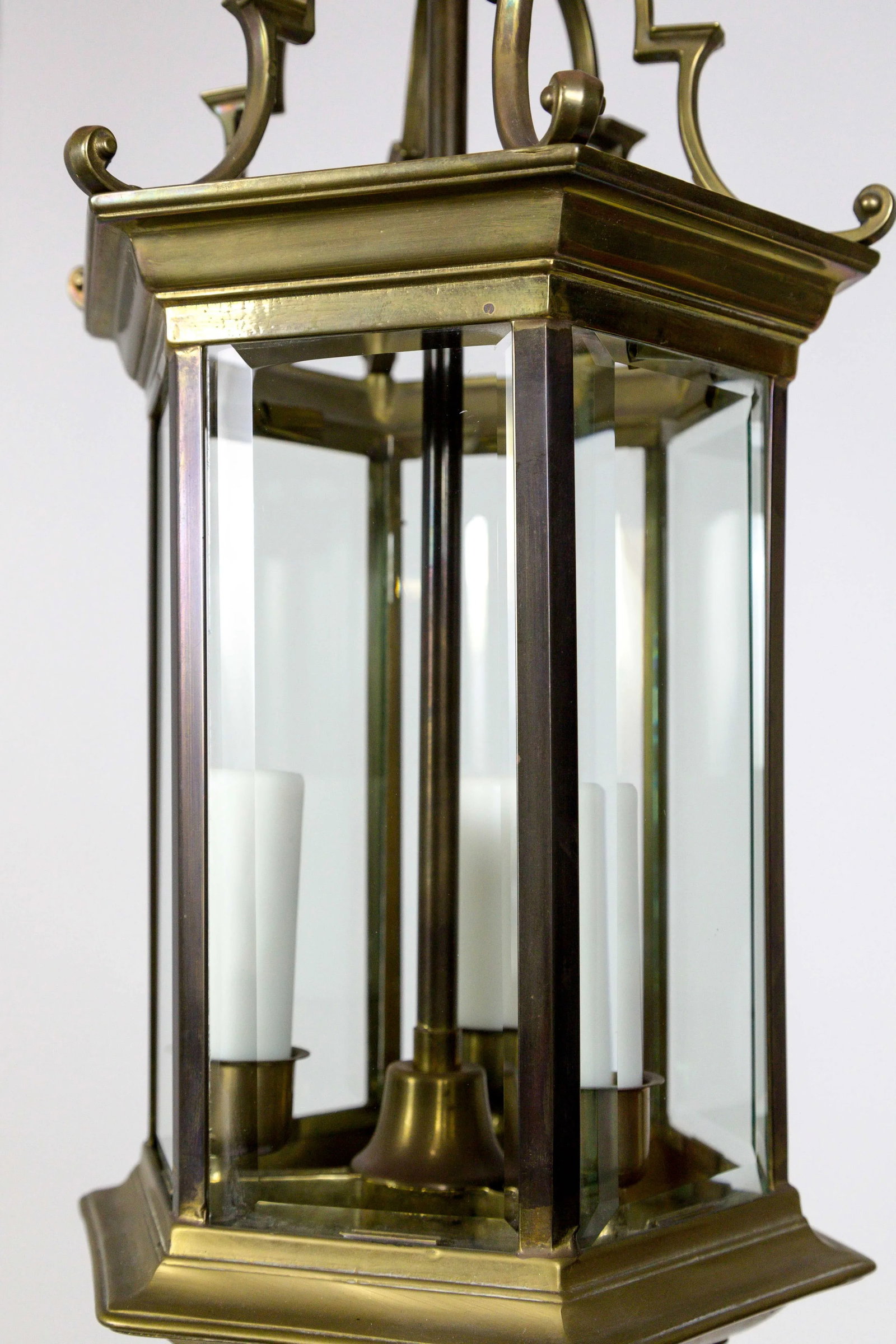 Mid-Century Italian Pagoda-Esque Bronze & Beveled Glass Lantern - 5