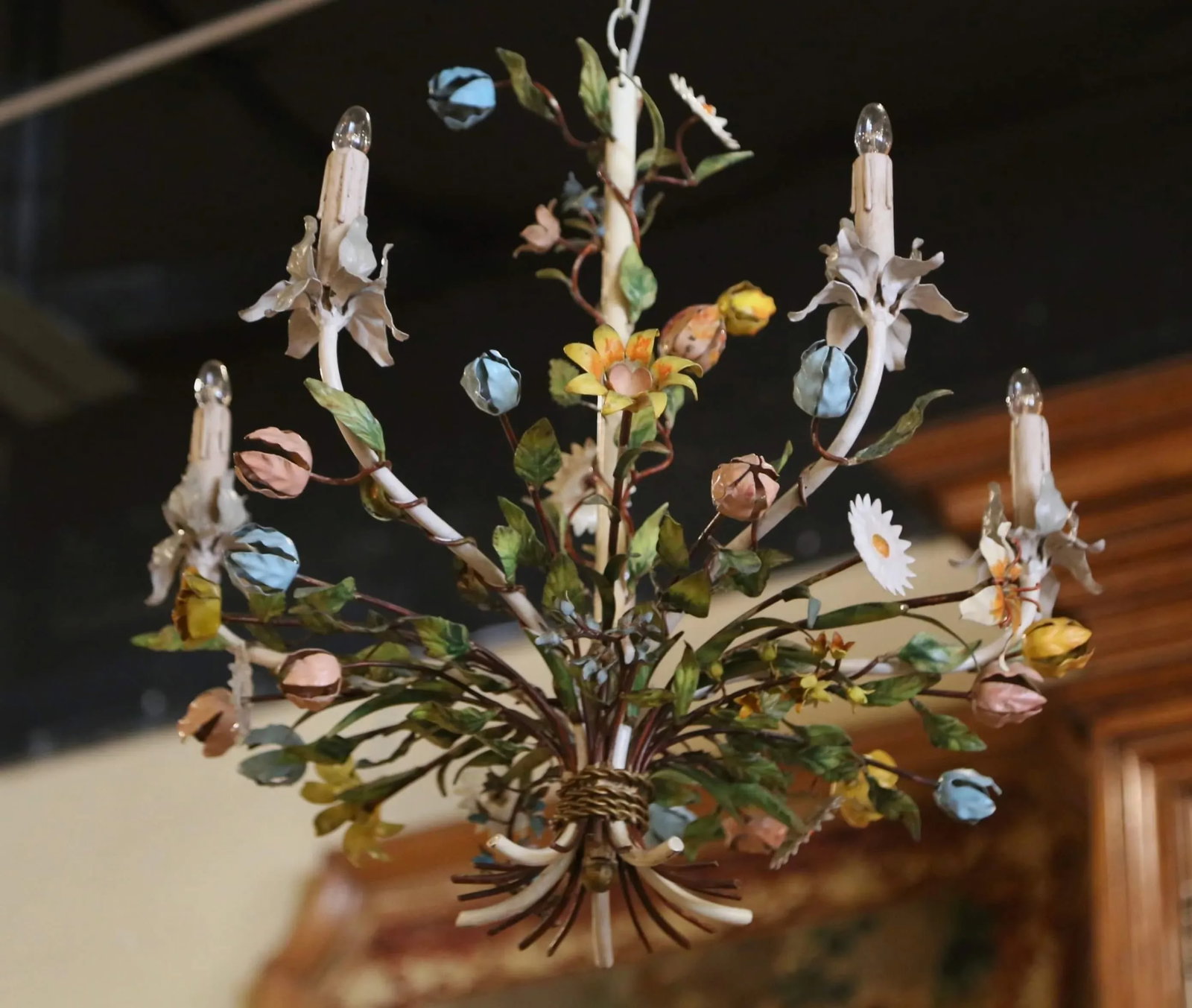 Early 20th Century French Metal and Painted Floral Five-Light Chandelier - 12