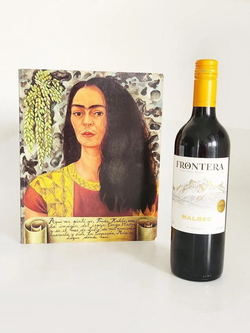 1990s "The World of Frida Kahlo: The Blue House" Exhibit Catalog - 7