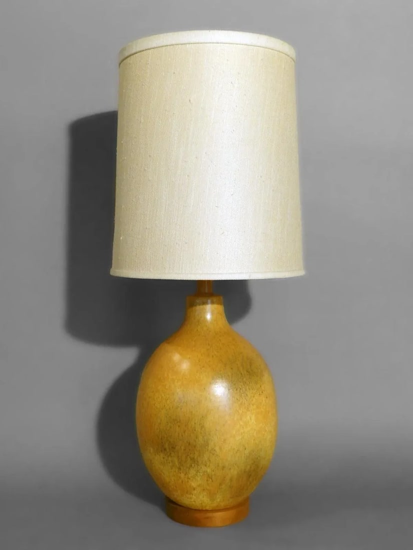 Nicely Glazed Large Warm Tone Table Lamp - 4