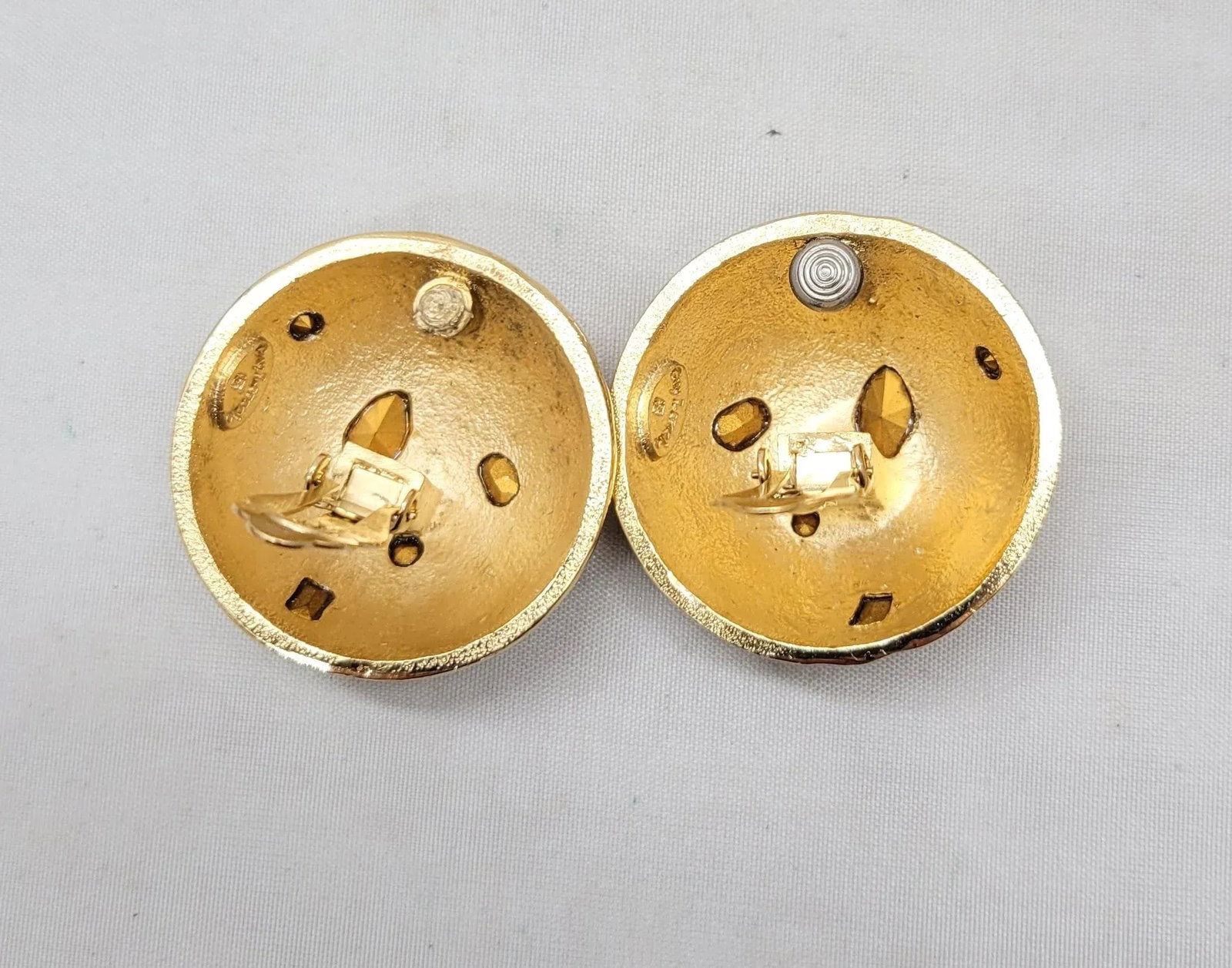 Vintage 1980s Signed Guy Laroche Paris Goldtone Round Domed Rhinestone Clip Earrings- 2 Pieces - 7