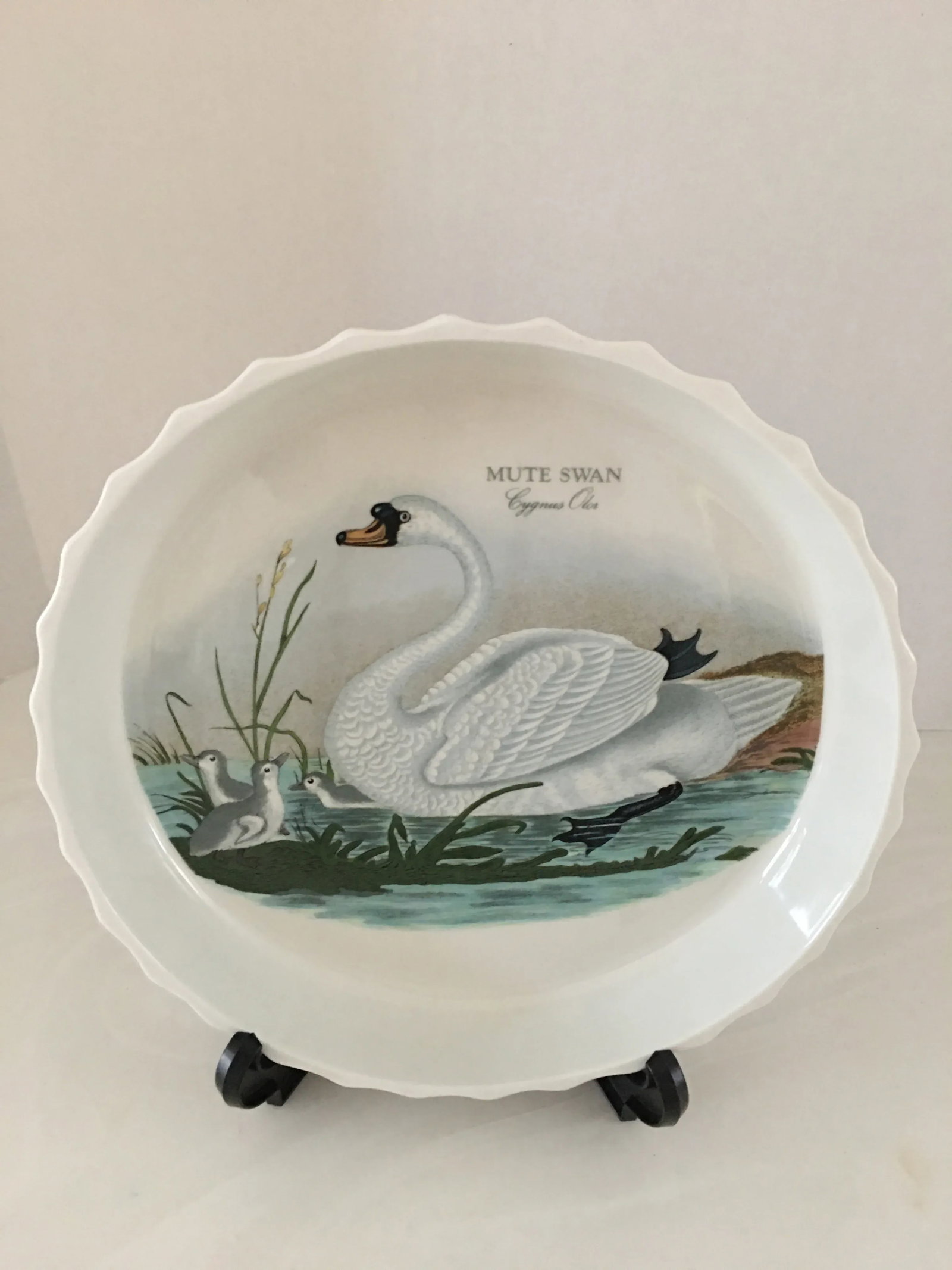 Portmeirion Birds of Britain "Mute Swan" Quiche Dish - 4