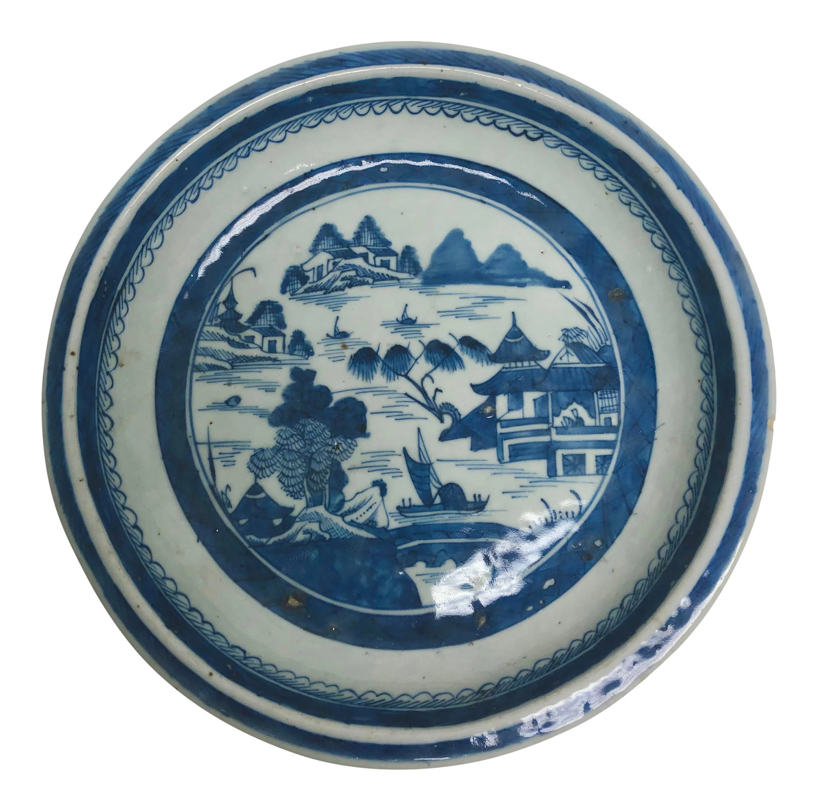 Antique 1790-1800 Chinese Canton Pie Plate: Chinese circa 1790-1800 Canton pie plate; very heavy and deep with rain cloud border. Condition: Alterations: Original Condition Unaltered Imperfections: Some Imperfections Condition Notes: Age approp