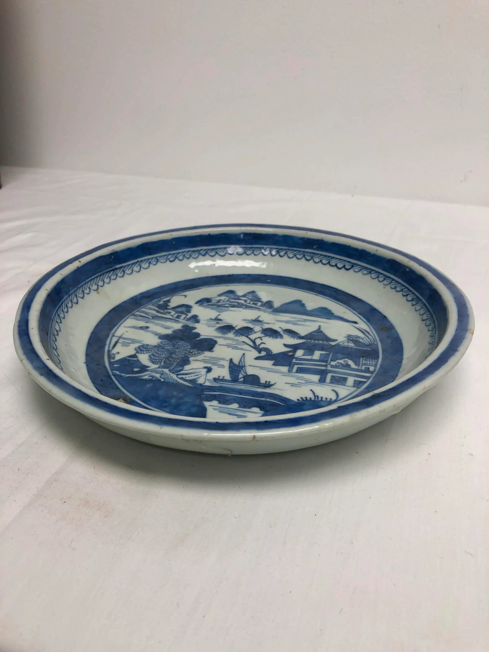 Antique 1790-1800 Chinese Canton Pie Plate - 2
