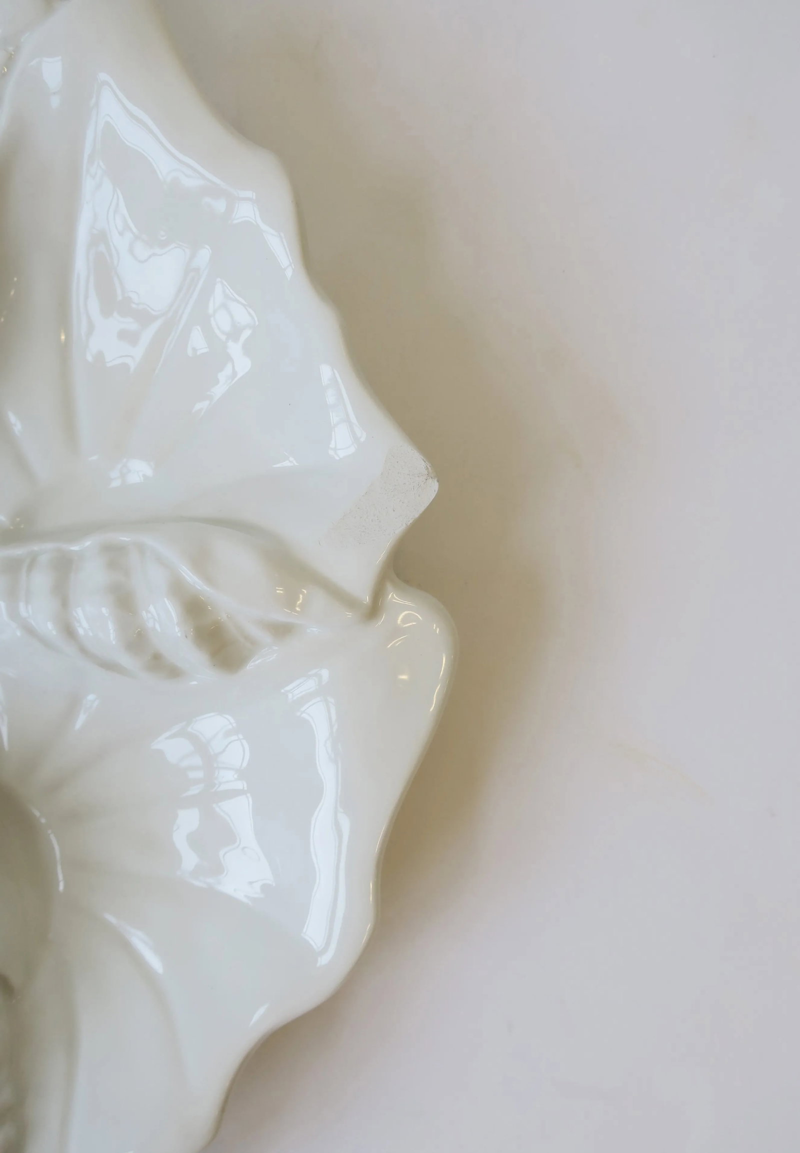 Italian Seashell White Ceramic Serving Dish From Italy for Bergdorf Goodman - 7