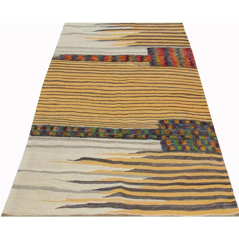 Handwoven Kilim Area Rug - 3'9" * 6'11'' - 2