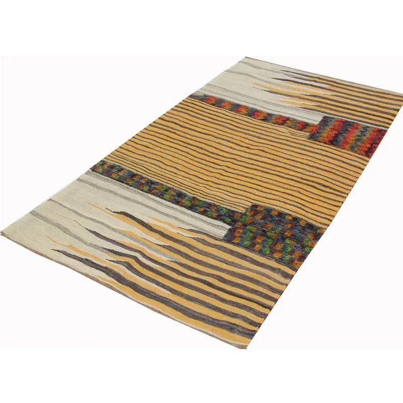 Handwoven Kilim Area Rug - 3'9" * 6'11'' - 3