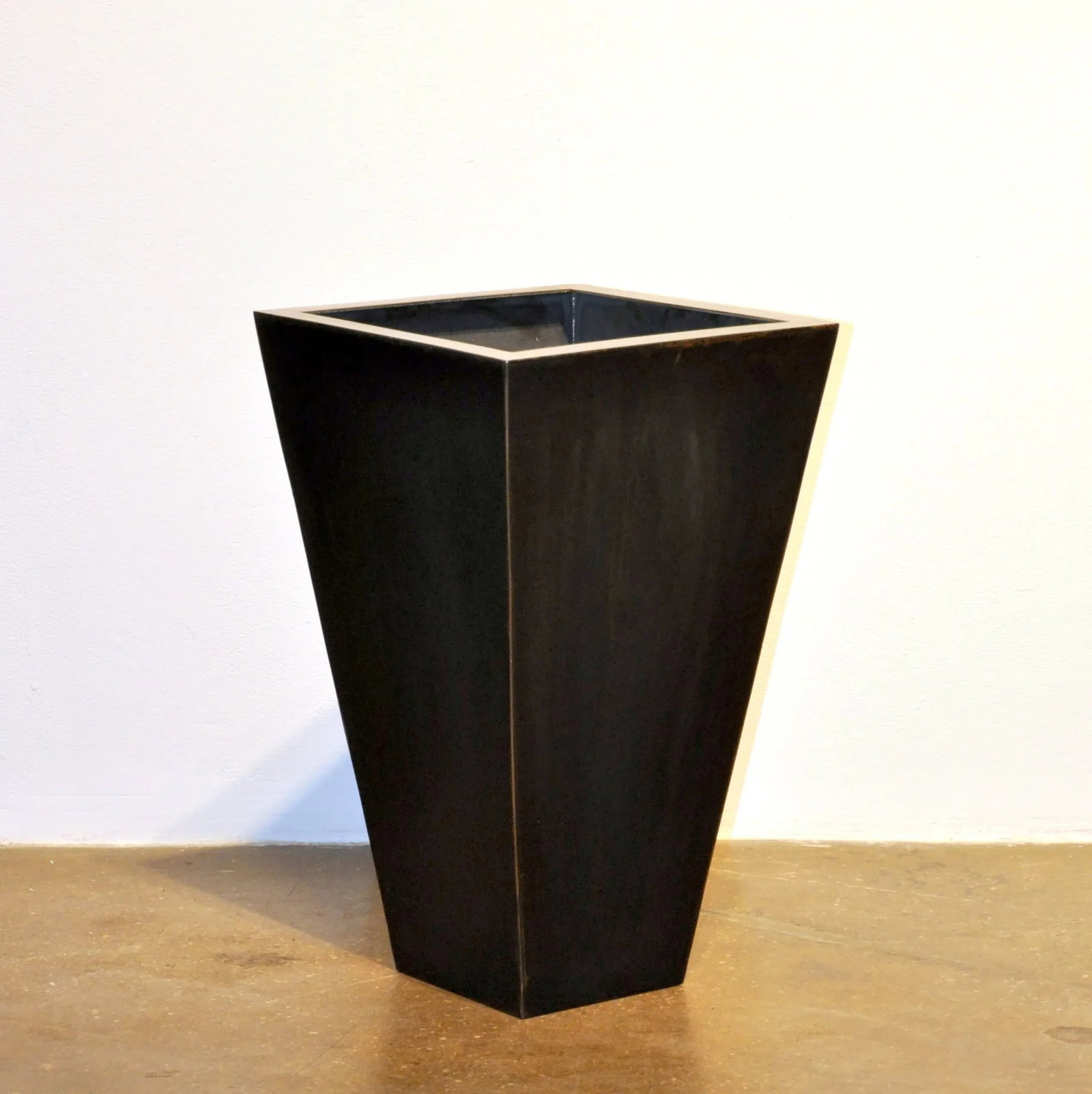 Medium Pyramid Steel Box Planter - 6
