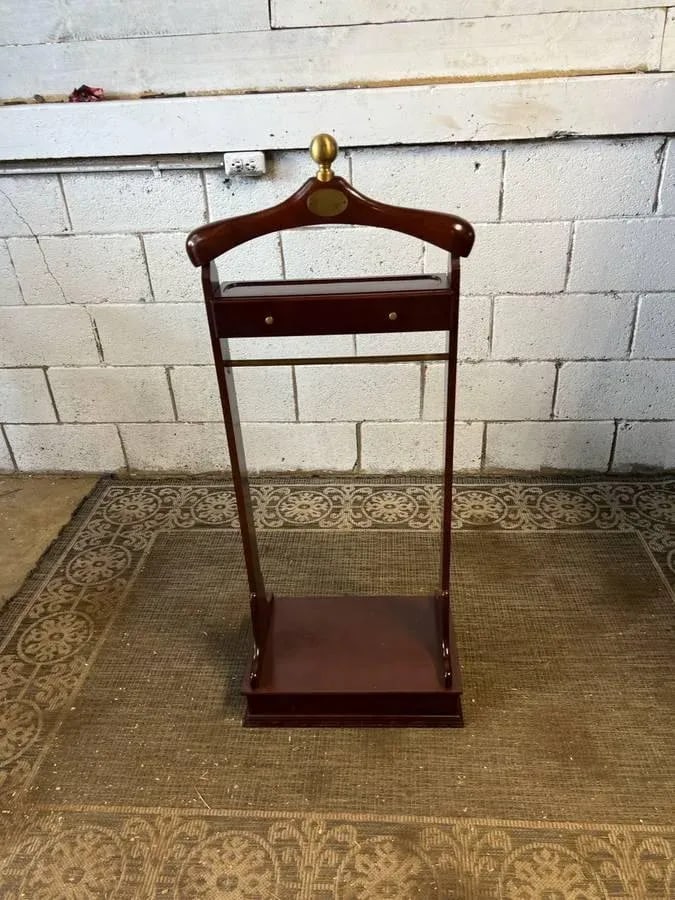 Vintage Mens Valet Stand - 4