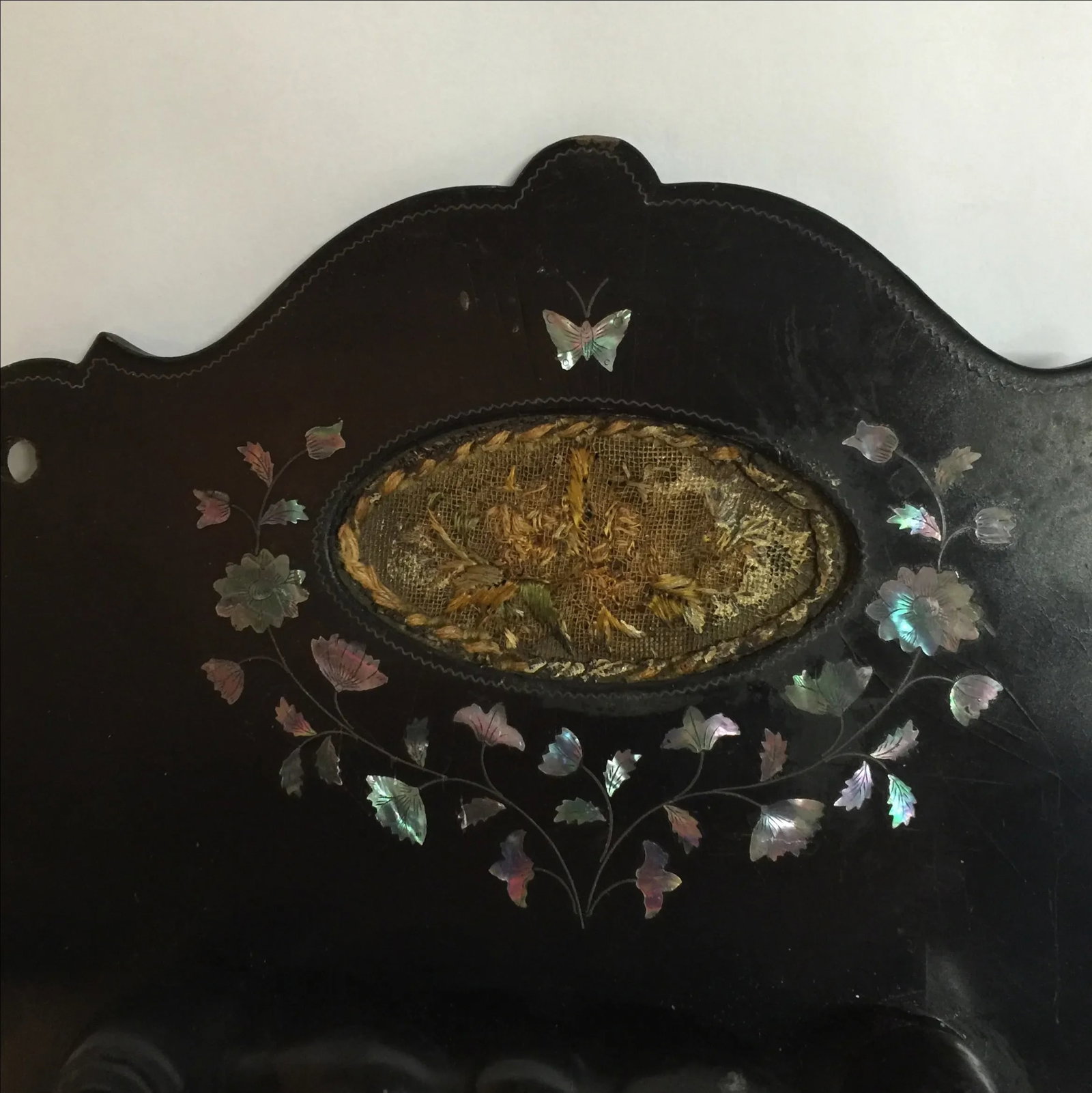 Folk Art Wall Rack Mother of Pearl and Embroidery - 4