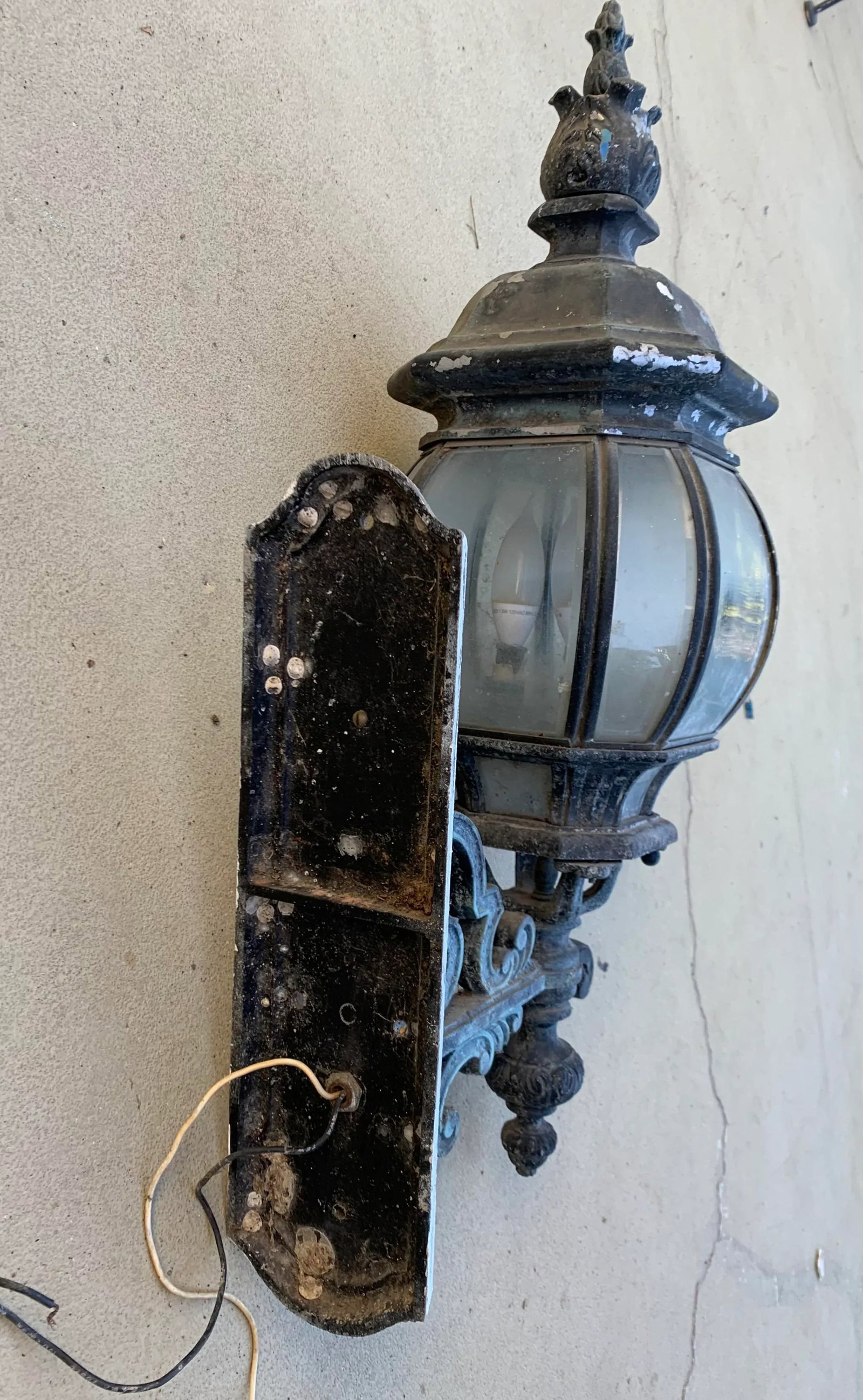 1960s Mid-Century Solid Aluminum Large Outdoor Sconce - 4