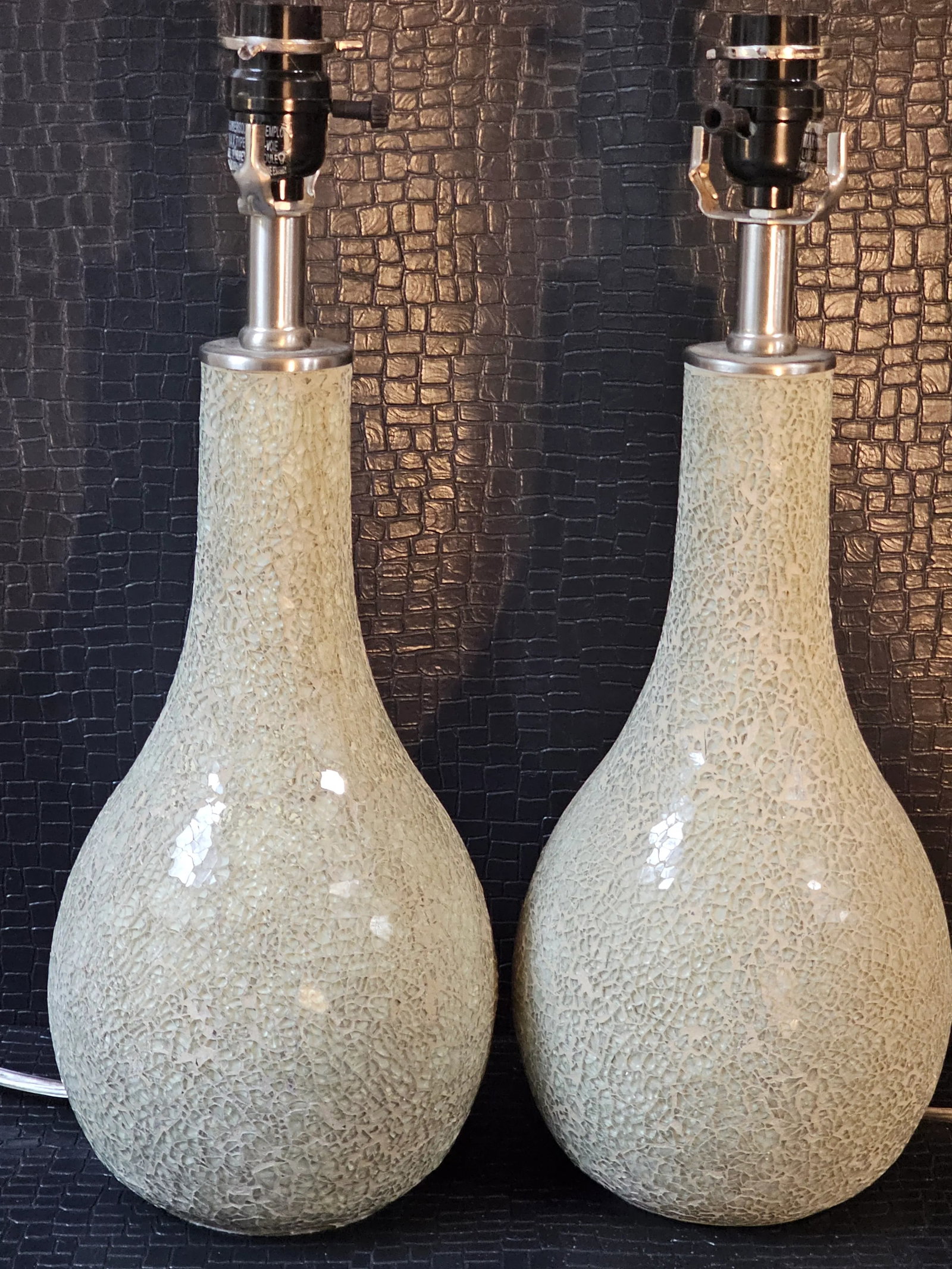 A Pair of Art Crackle-Glass Mosaic Textured Murano Style Table Lamps - 6