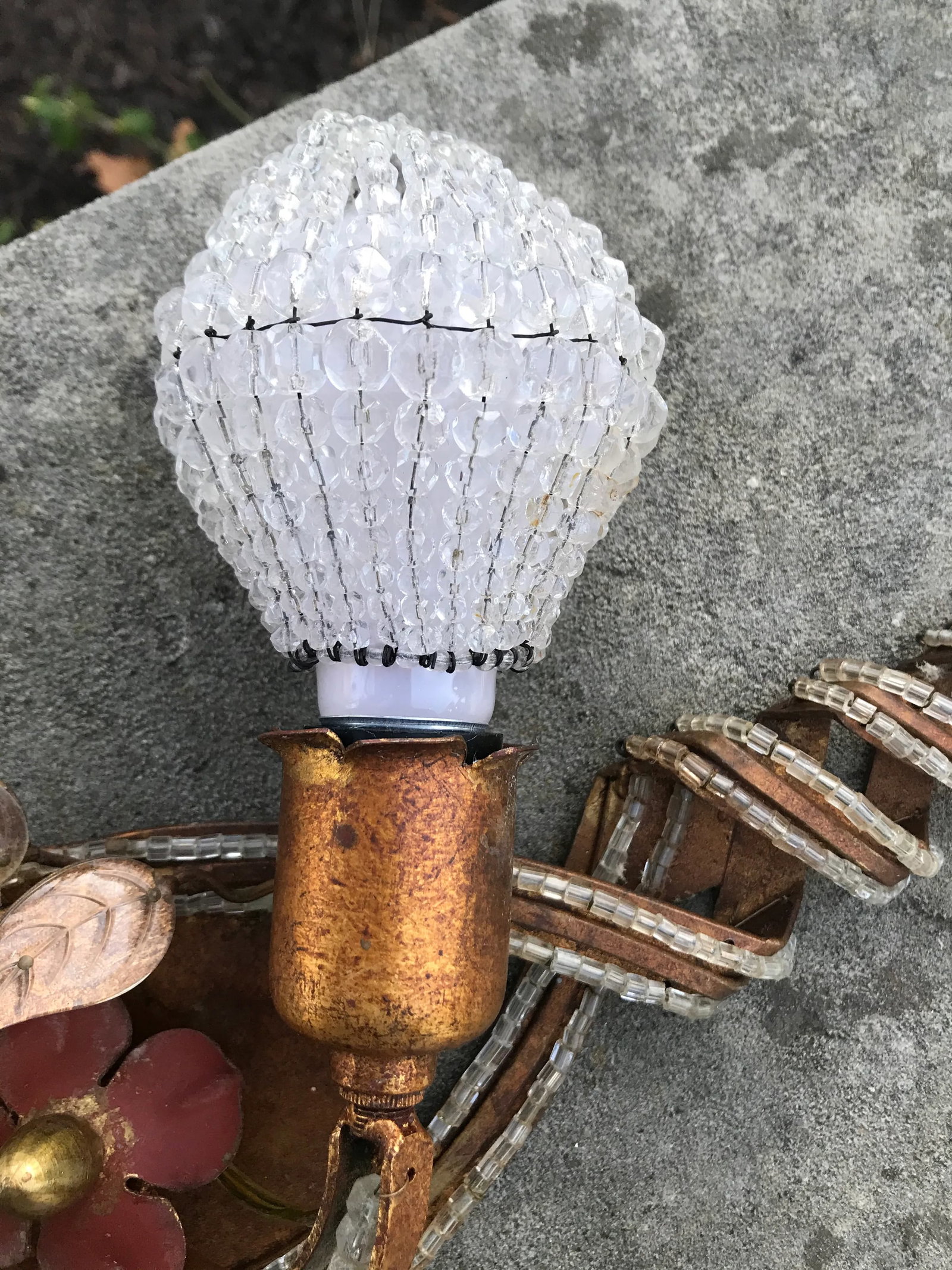 1930s Italian Beaded Tole Vanity Wall Sconce - 5