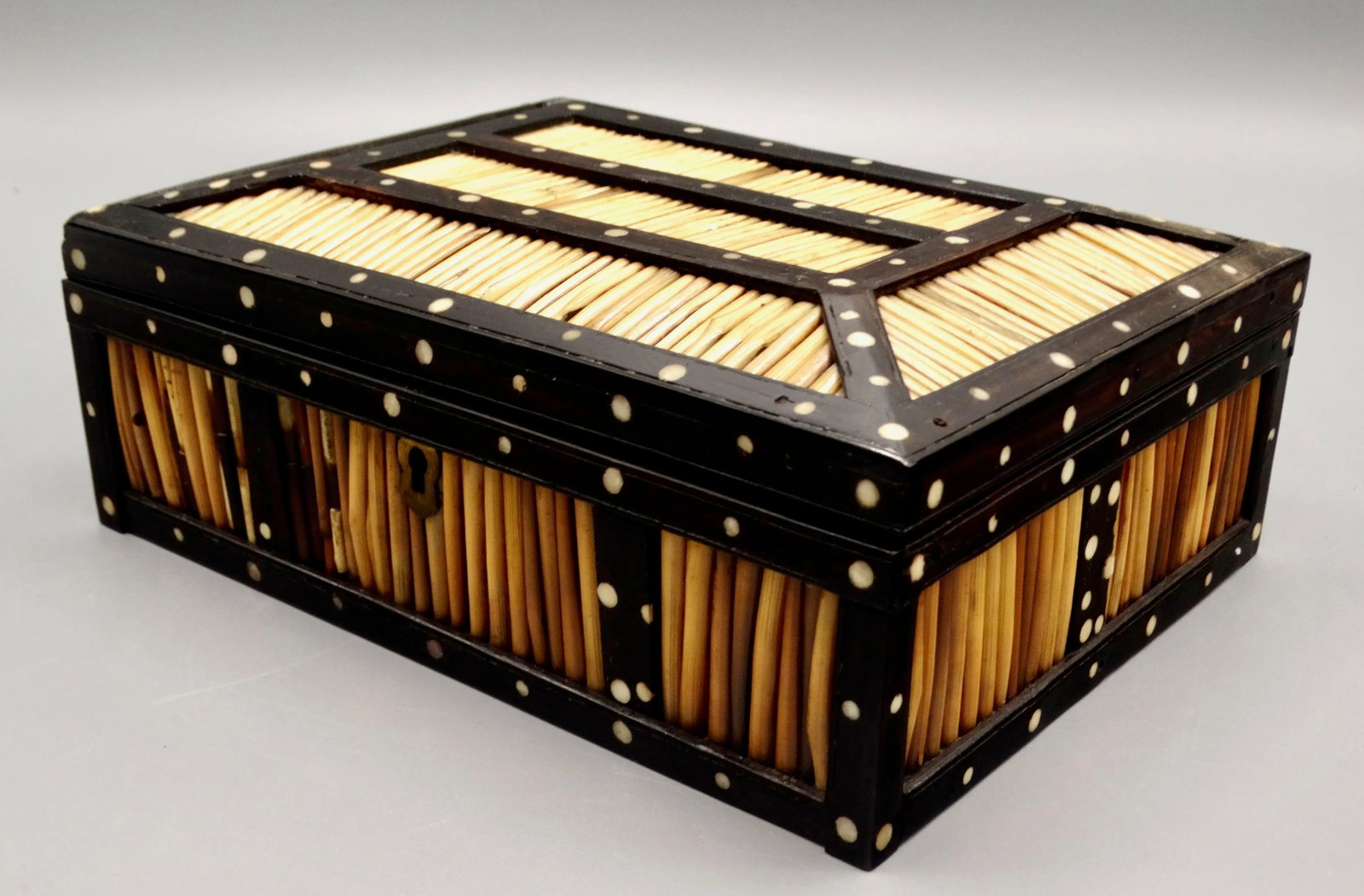 Antique British Colonial Porcupine Quill Box - 3