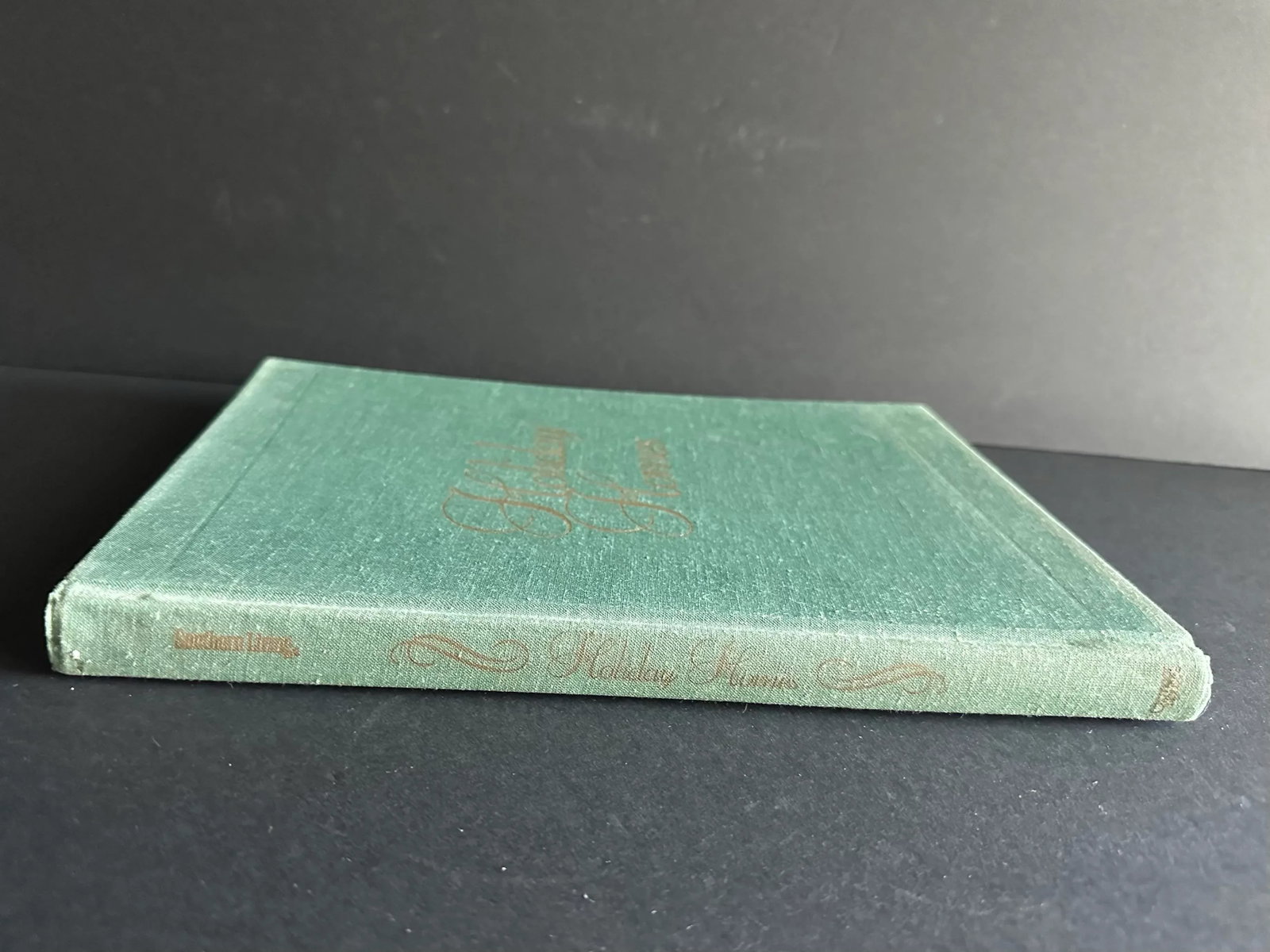 Vintage 1991 Dark Green & Gold "Holiday Homes" Coffee Table Book - 5