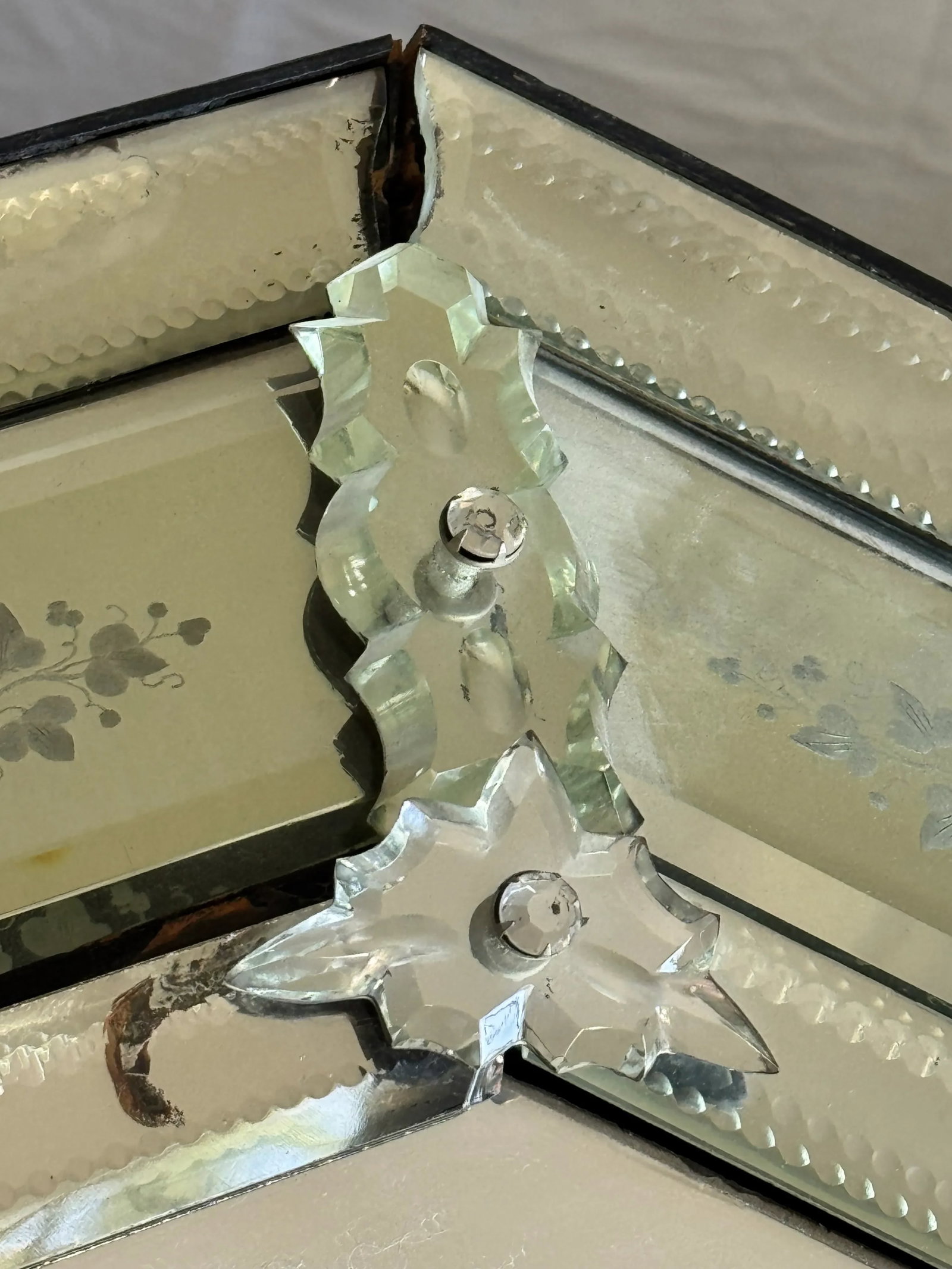 19th Century Etched Venetian Mirror - 10