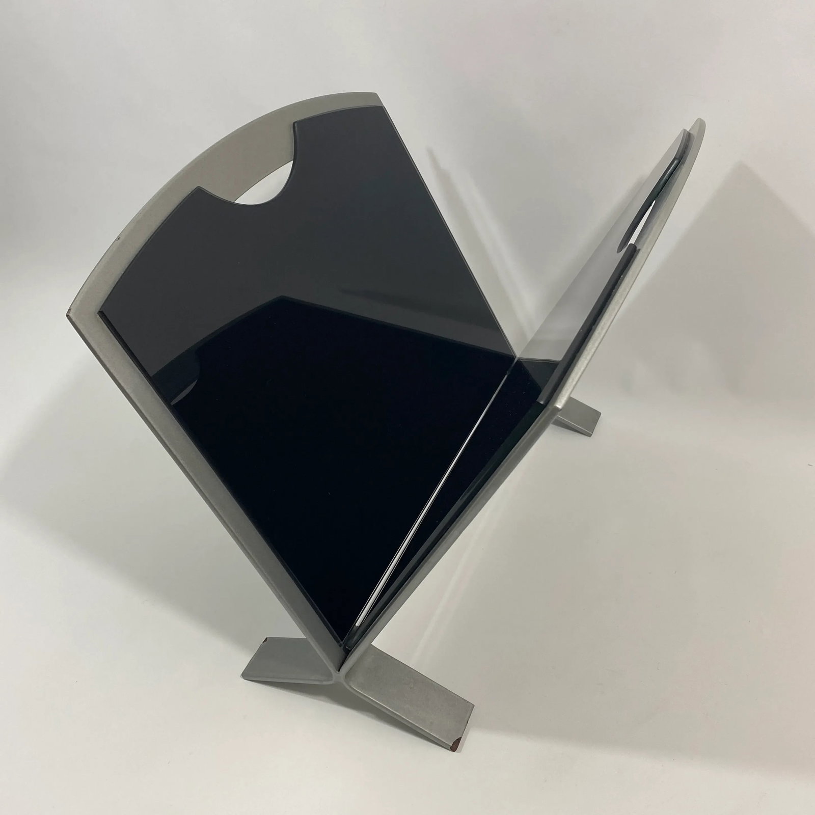 90s Metal and Black Glass Magazine Rack - 8