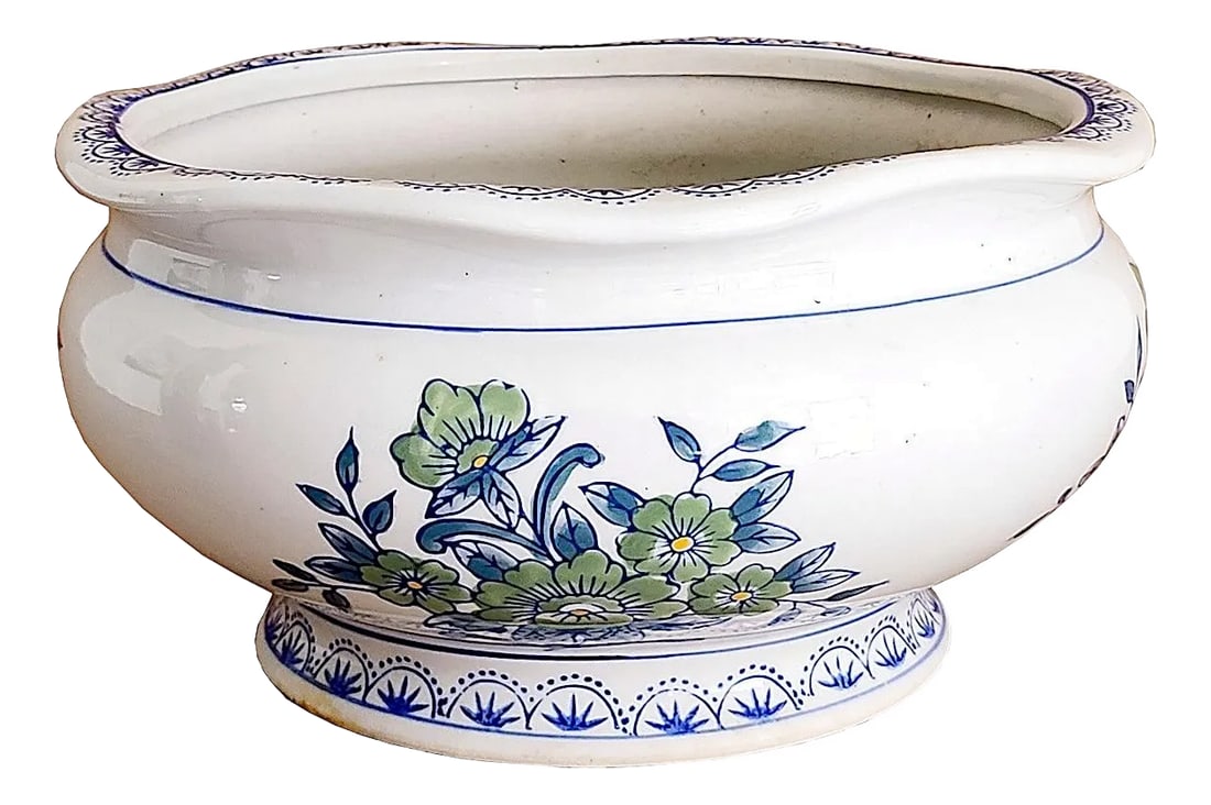 1980s Hand Painted Ceramic Low Planter: Offered is a lovely hand painted ceramic low planter featuring a blue and green floral motif, a subtly scalloped rim, and blue scalloped detail trim on the rim and base. Perfect for use indoors or