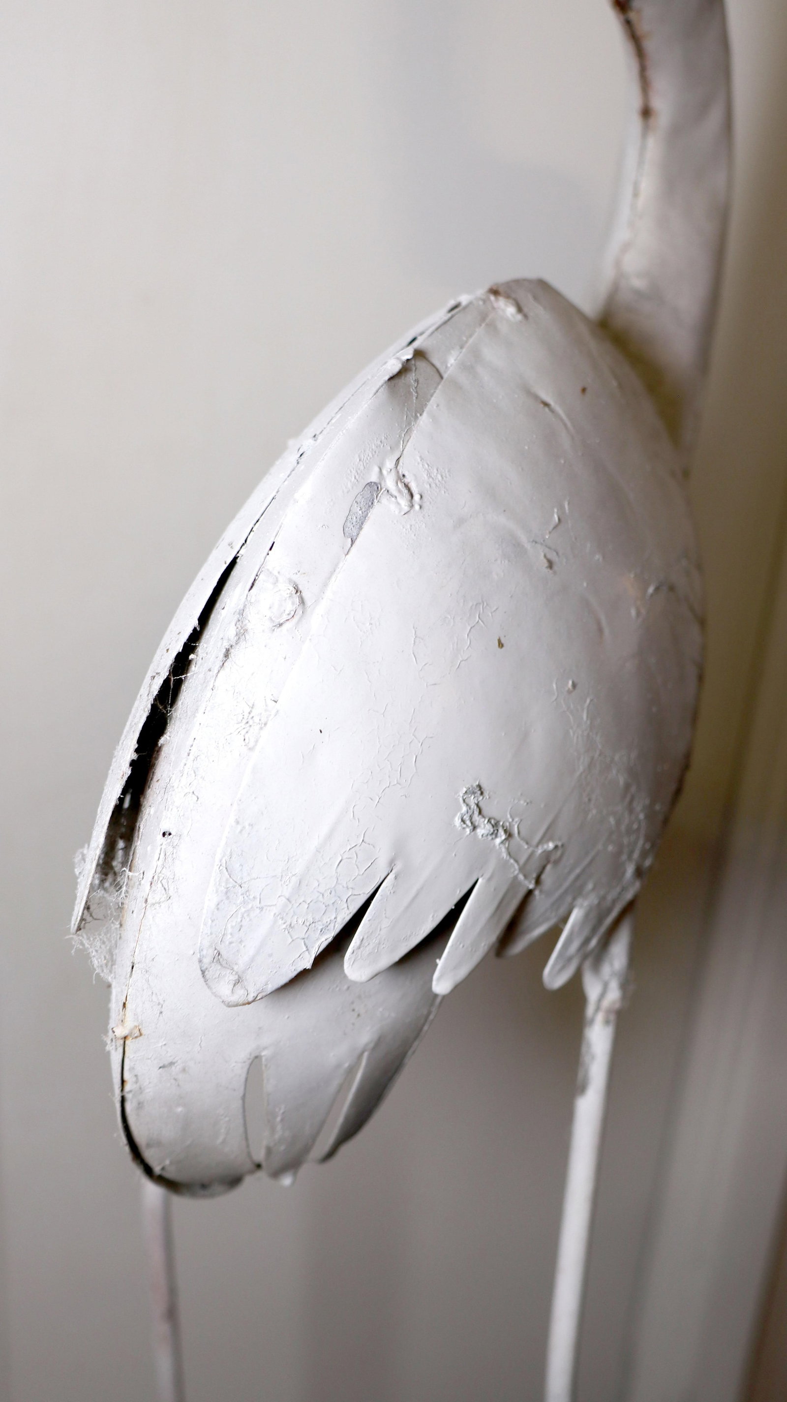 Vintage Mid-Century Mod Iron Heron White Coastal Egret Yard Statue - 4