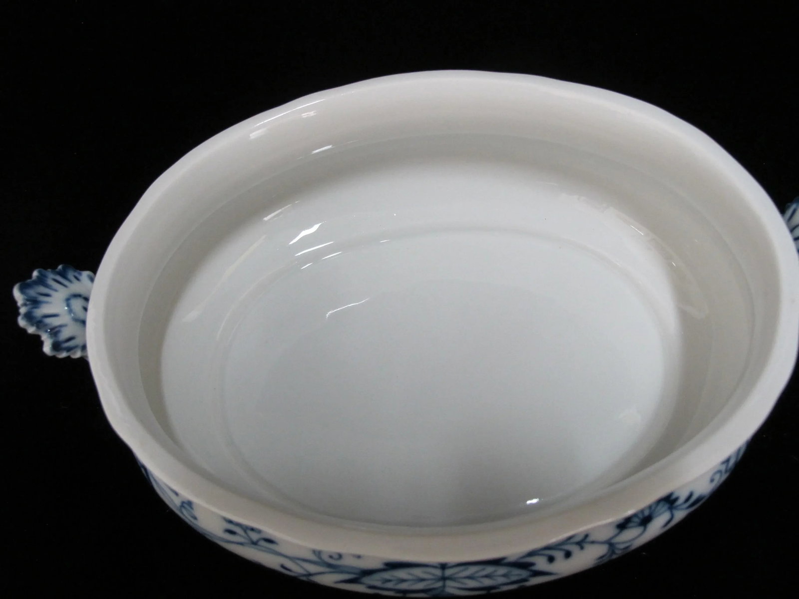 Antique Meissen Blue Onion 11" Porcelain Oval Soup Tureen Serving Dish With Lid - 11
