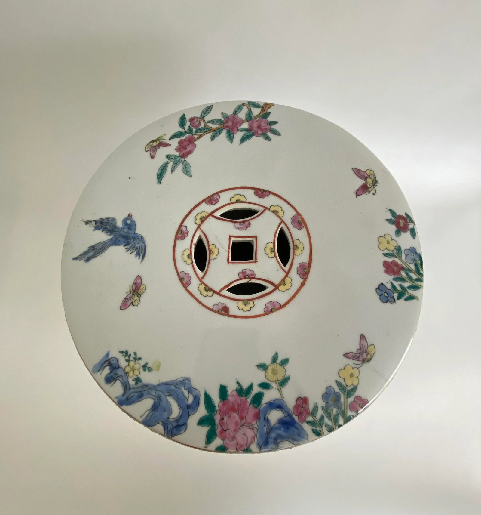 Chinese Famille Rose Garden Seat Circa 1900 - A Pair - 10