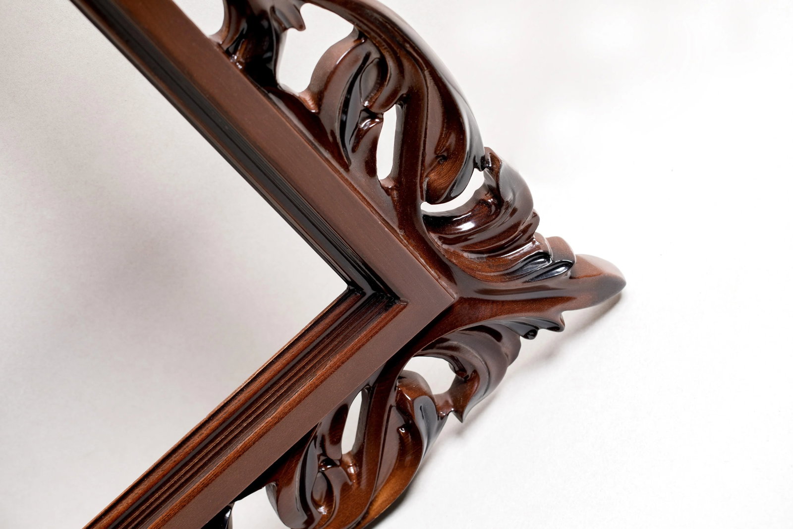 Cherry Traditional Beveled Accent Mirror - 9