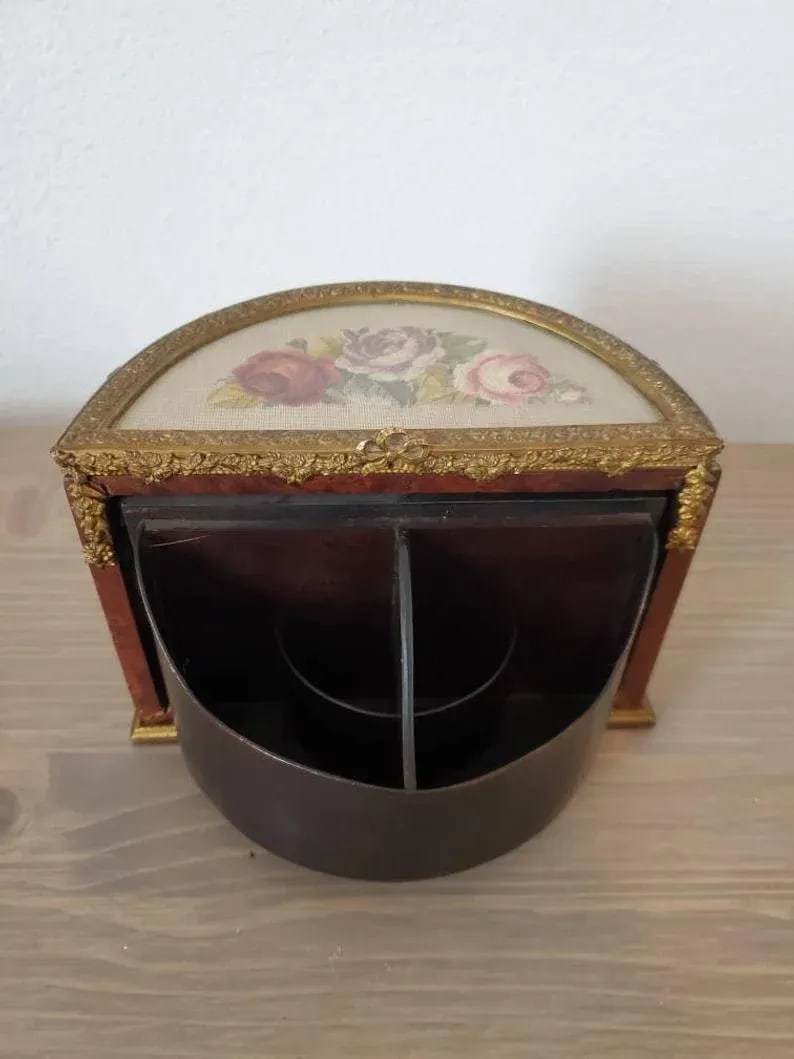 19th Century French Belle Epoch Revolving Door Demilune Decorative Box - 5