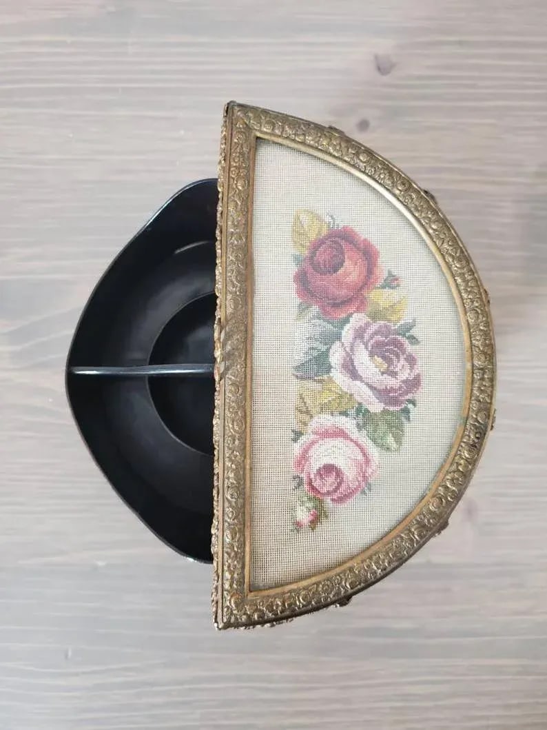 19th Century French Belle Epoch Revolving Door Demilune Decorative Box - 6