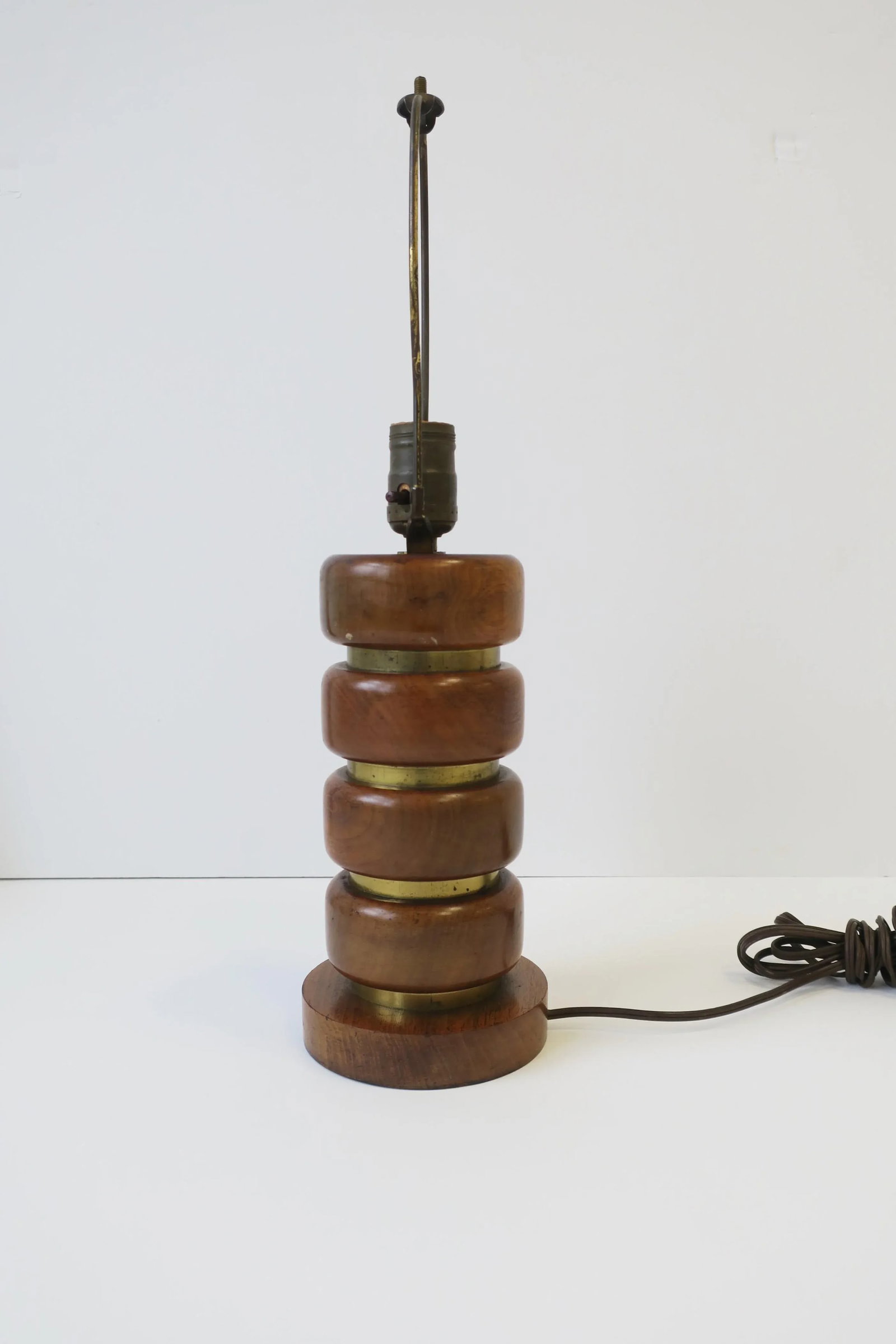 Midcentury Modern Walnut Wood and Brass Table or Desk Lamp - 10