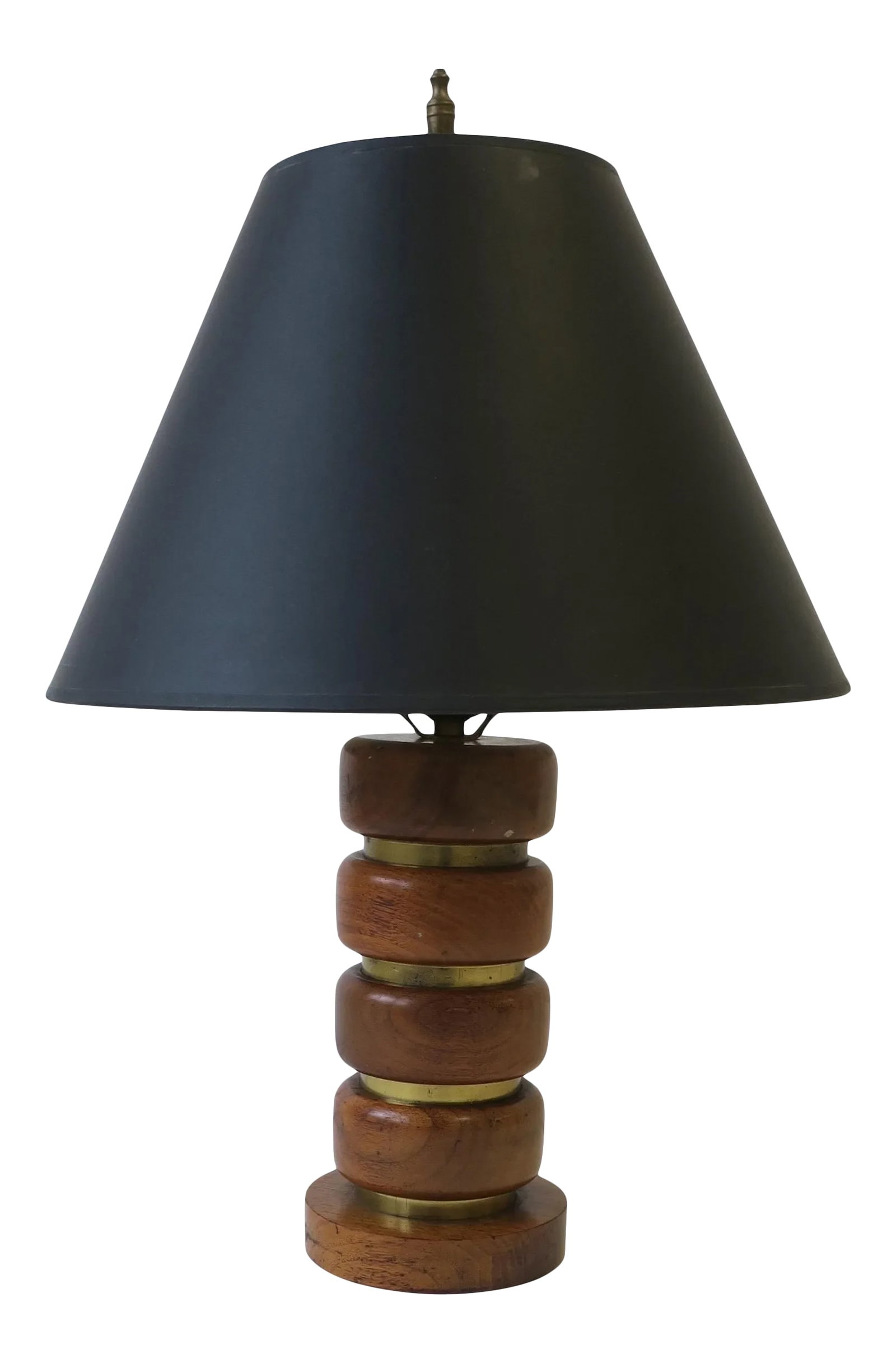 Midcentury Modern Walnut Wood and Brass Table or Desk Lamp: A great walnut wood and brass desk or table lamp, Modern/Midcentury Modern design, circa early mid-20th century. Lamp is turned wood with soft edges with indents of horizontal brass bands. This lamp