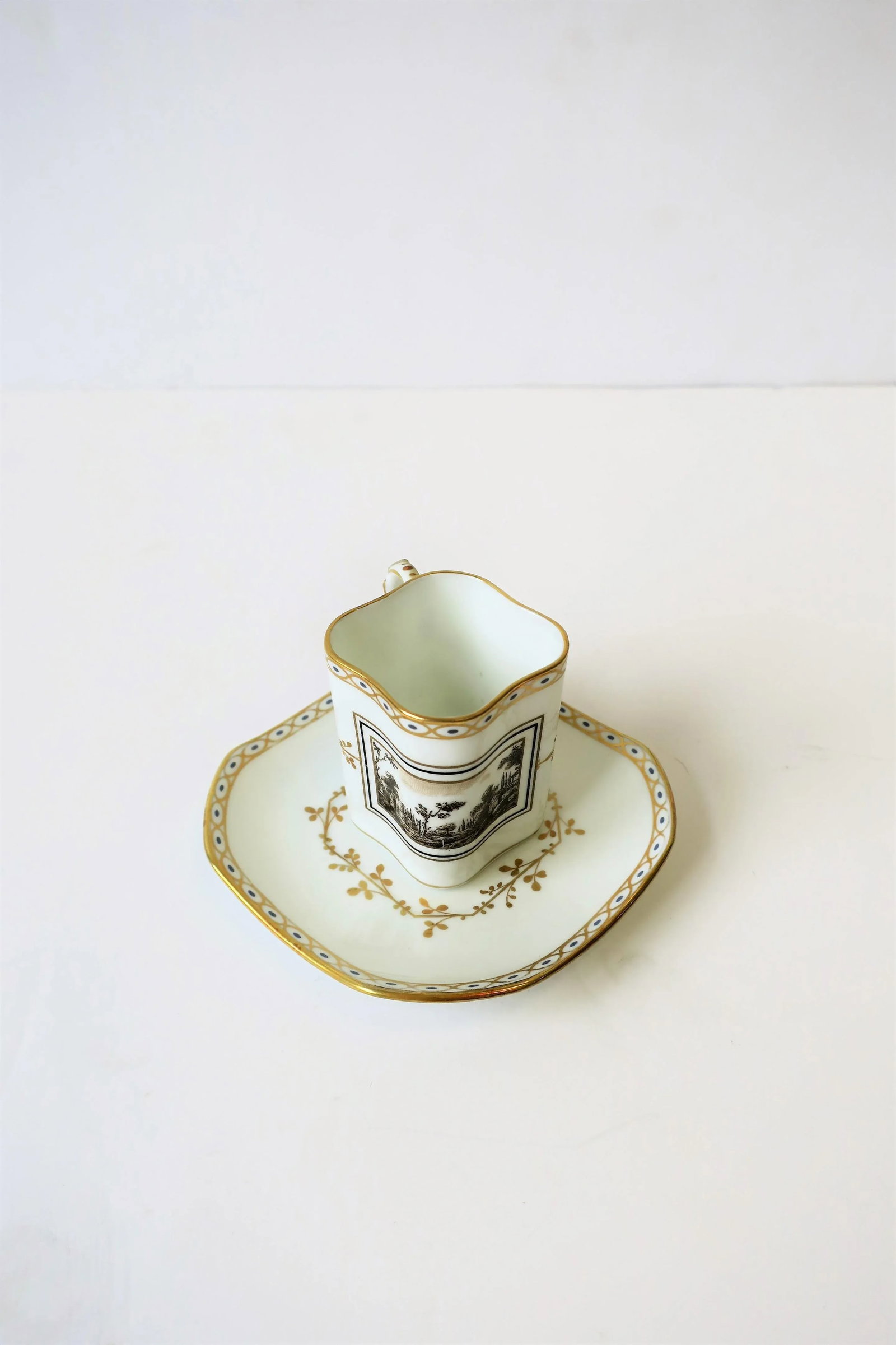 Richard Ginori Designer Italian White & Gold Espresso Coffee or Tea Cup Saucer - 2 Pieces - 5
