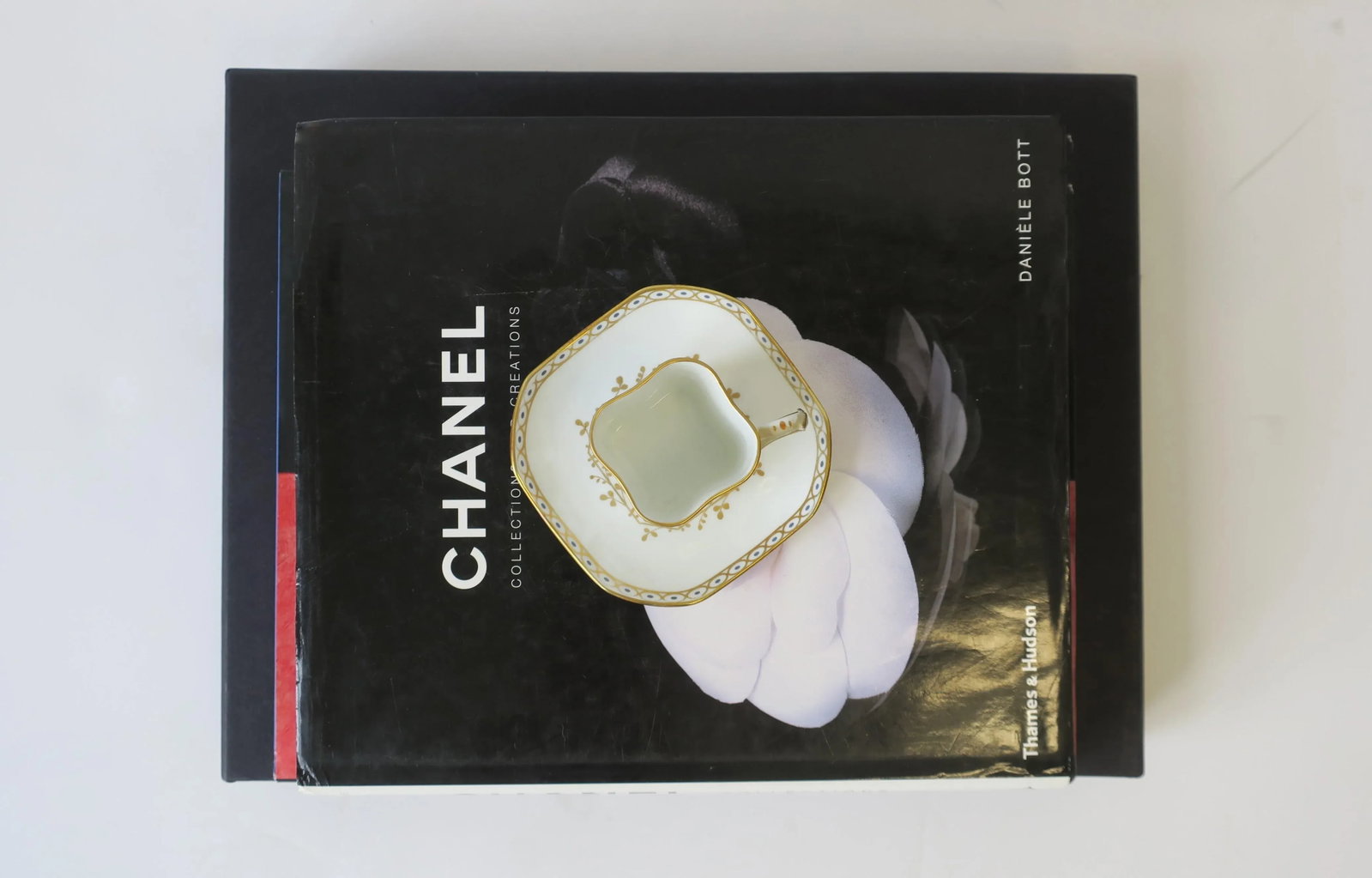 Richard Ginori Designer Italian White & Gold Espresso Coffee or Tea Cup Saucer - 2 Pieces - 7