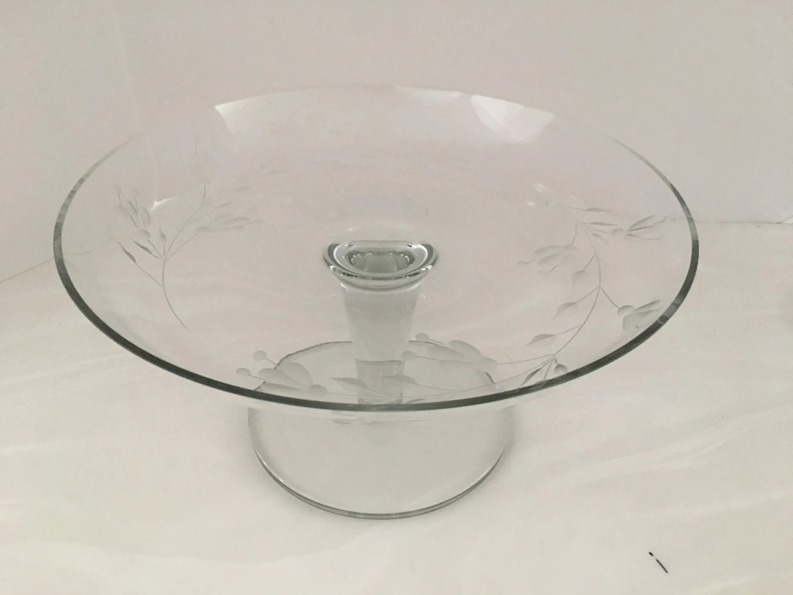 1970s Etched Crystal Cake Stand - 3