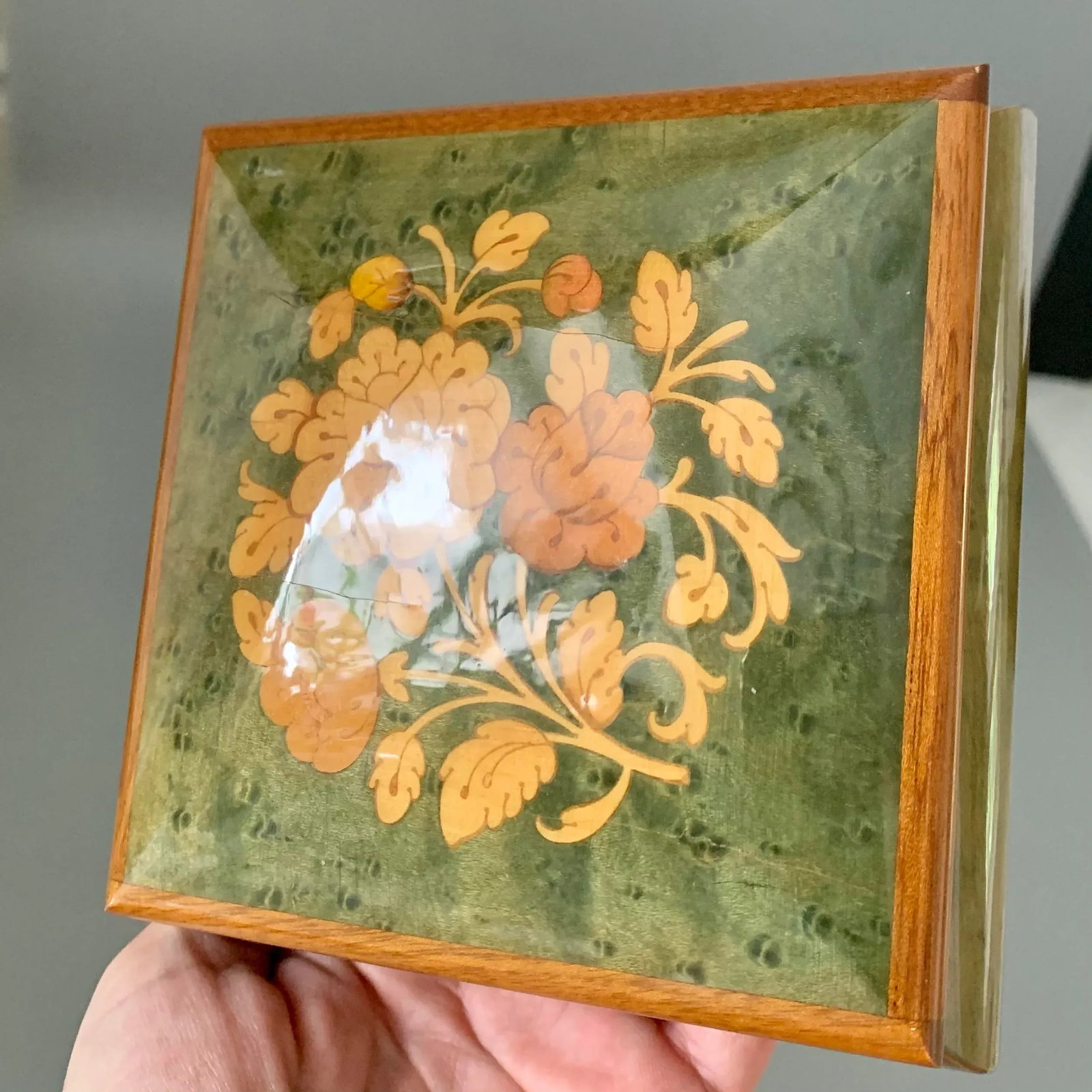 Vintage Italian Burl Elm Marquetry Footed Jewelry Music Box " Playing Memory " With Reuge Swiss Move - 12
