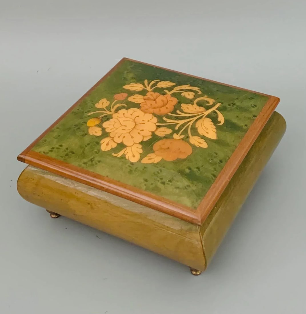Vintage Italian Burl Elm Marquetry Footed Jewelry Music Box " Playing Memory " With Reuge Swiss Move - 13