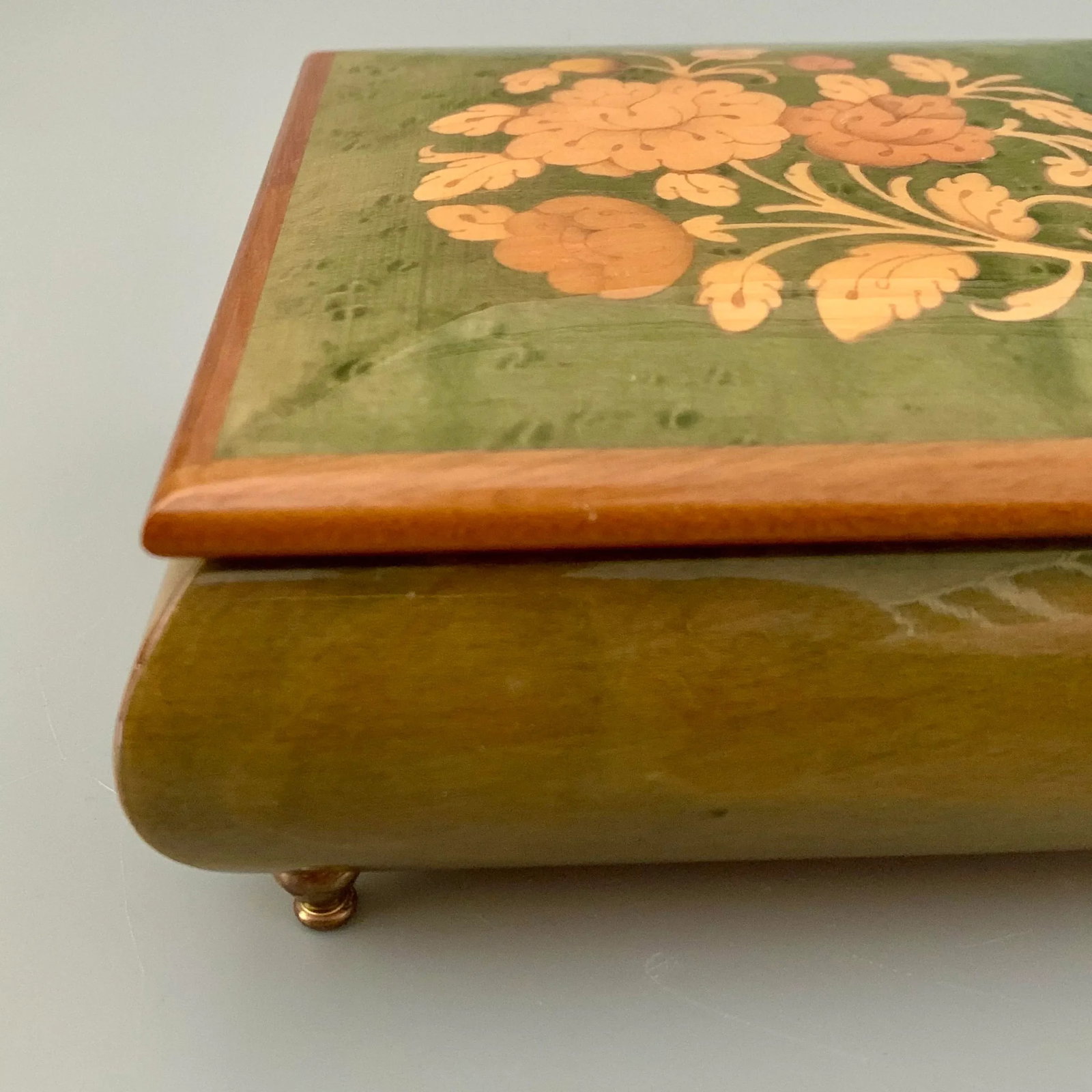 Vintage Italian Burl Elm Marquetry Footed Jewelry Music Box " Playing Memory " With Reuge Swiss Move - 5