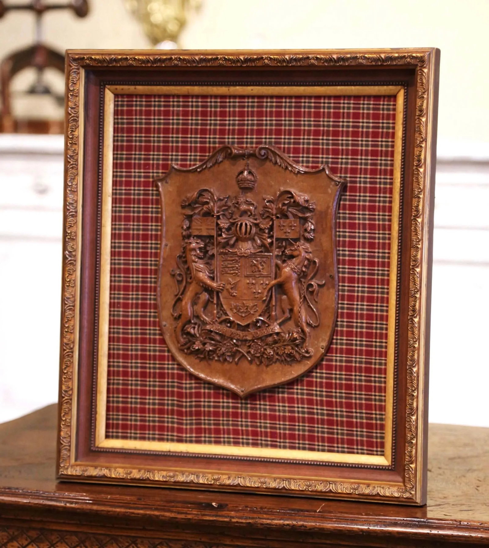 Early 20th Century Carved Fruitwood Canadian Coat of Arms Wall Plaque - 2