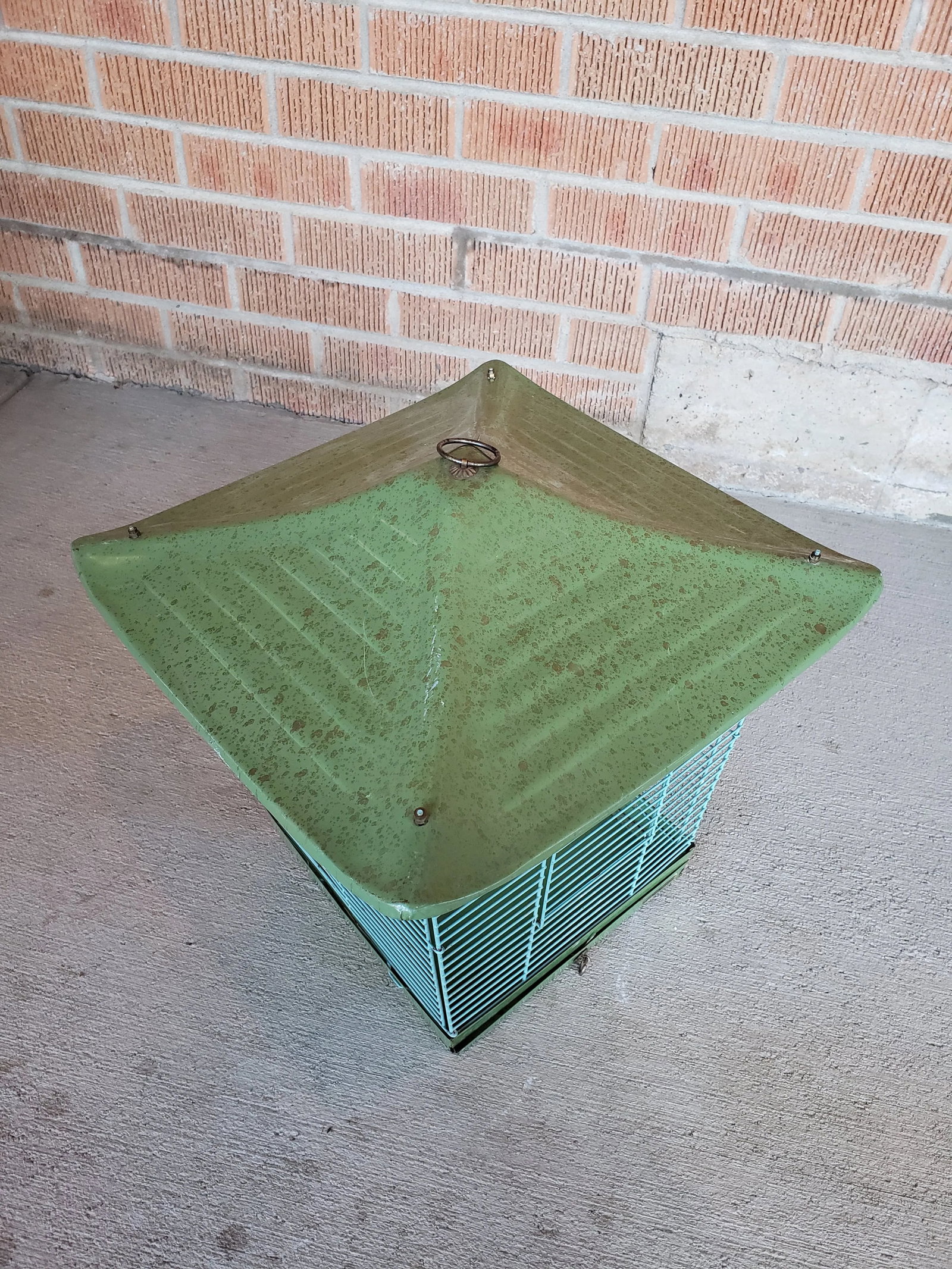 Mid 20th Century Reliance Green Asian Style Birdcage - 5