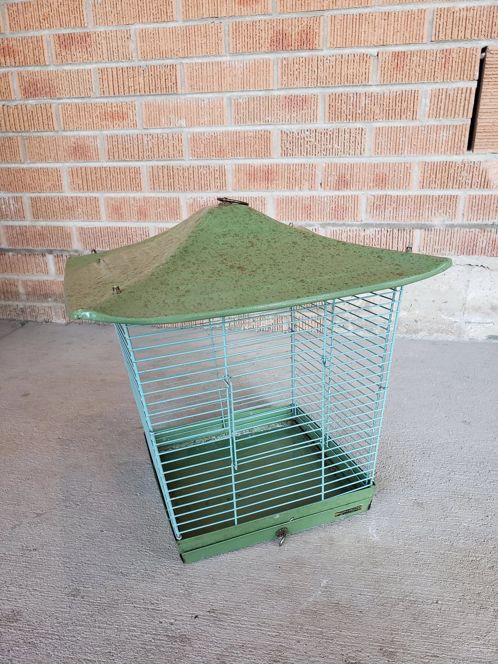 Mid 20th Century Reliance Green Asian Style Birdcage - 6