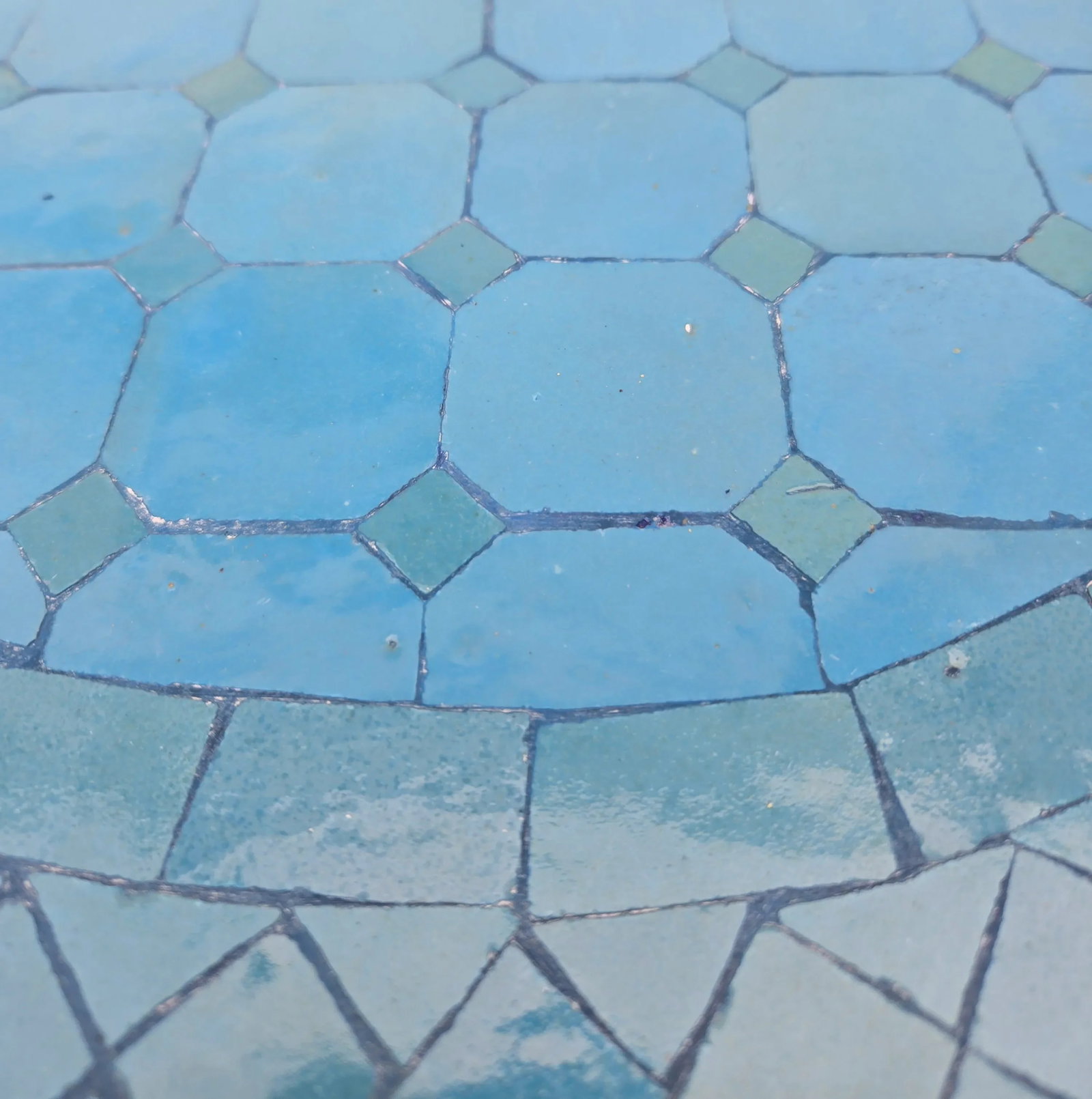 20" Moroccan Turquoise Mosaic Table - 7