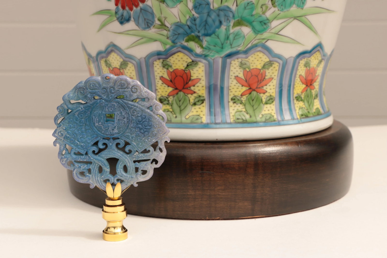 Frederick Cooper Kakiemon Style Table Lamp - 2