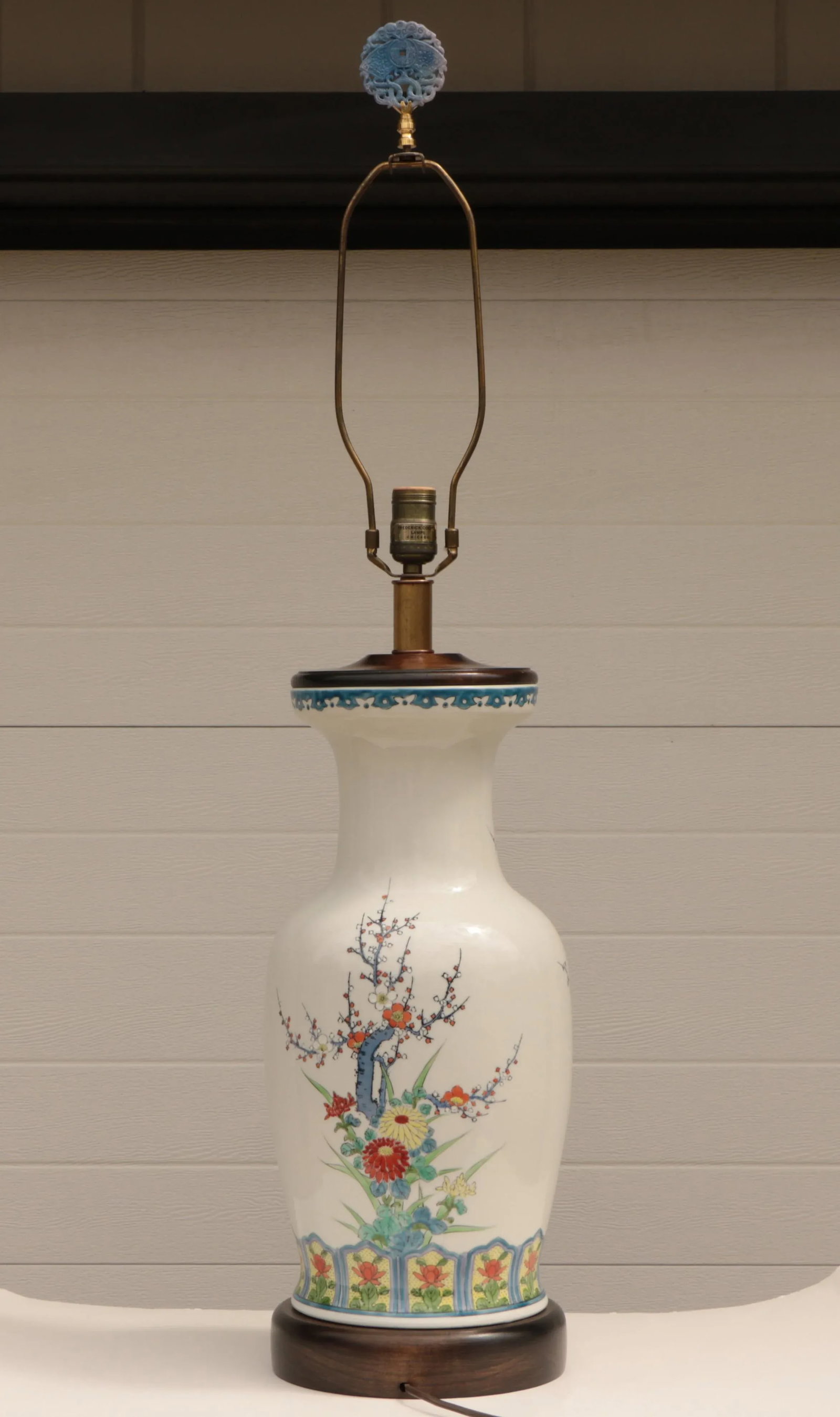 Frederick Cooper Kakiemon Style Table Lamp - 6