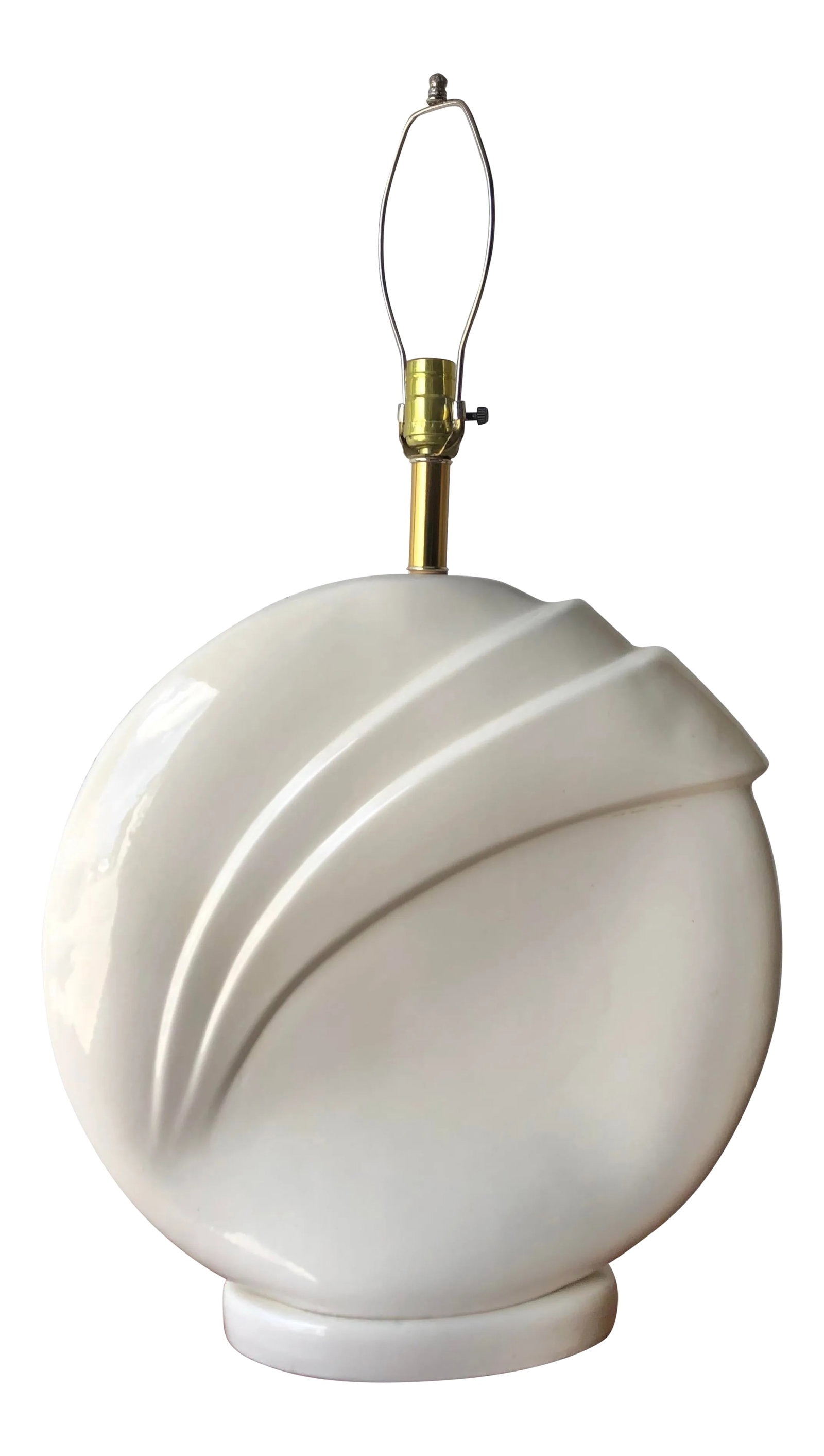 1980s Art Deco Revival White Ceramic Table Lamp.: Stunning Large White Ceramic Table Lamp in the Art Deco revival style of the 1980s. Features a large round ceramic base with a ribbon inspired detail. In excellent original condition with minor signs