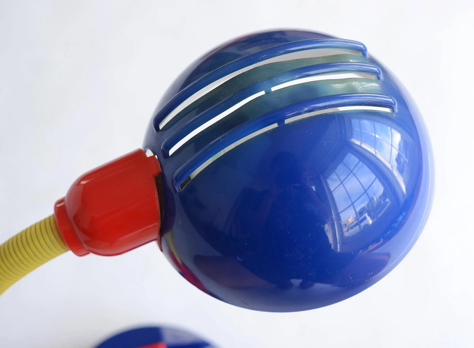 Vintage 1980s Postmodern Memphis Style Tricolor Plastic Desk Lamp - 10