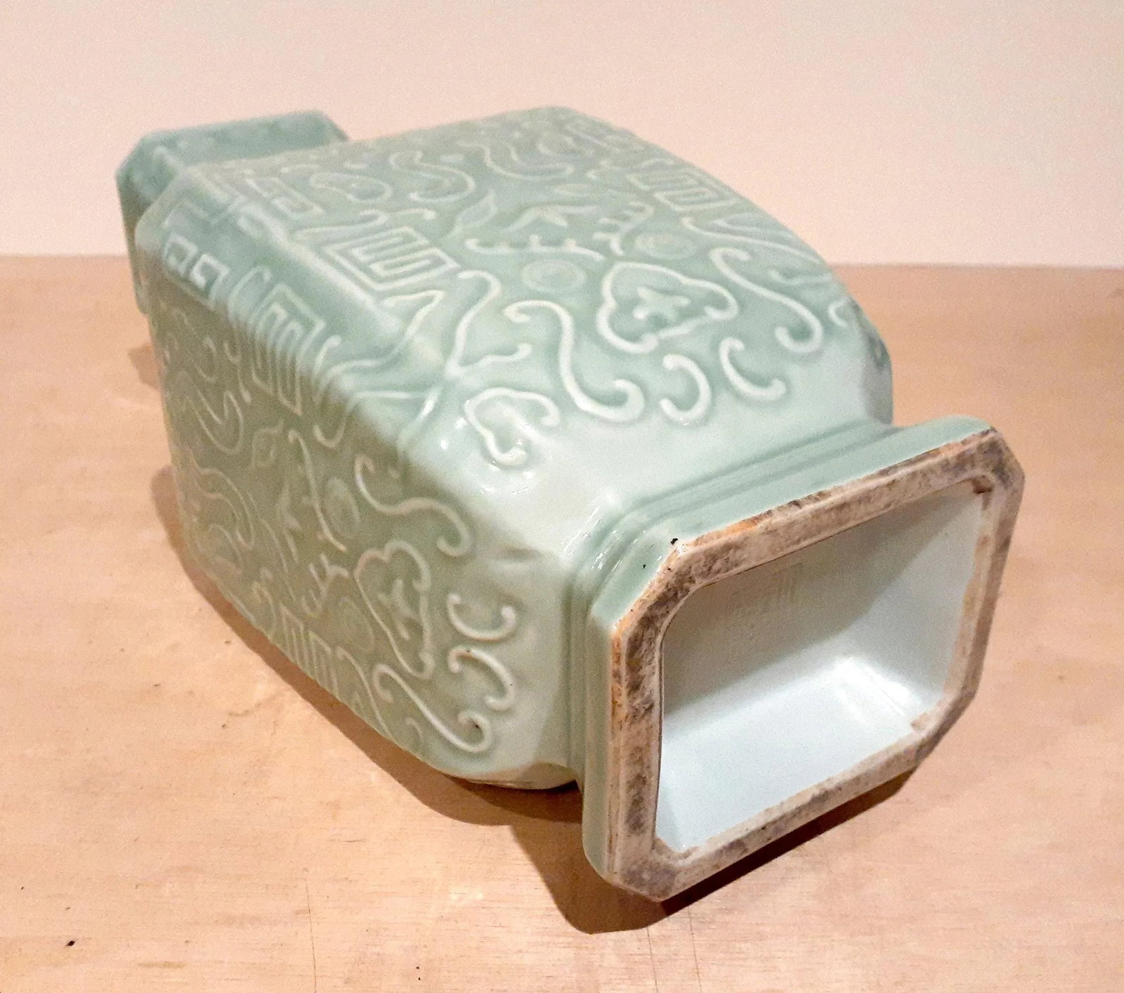 Late 19th Century Chinese Longquan Kiln Celadon Four Sided Vase - 6