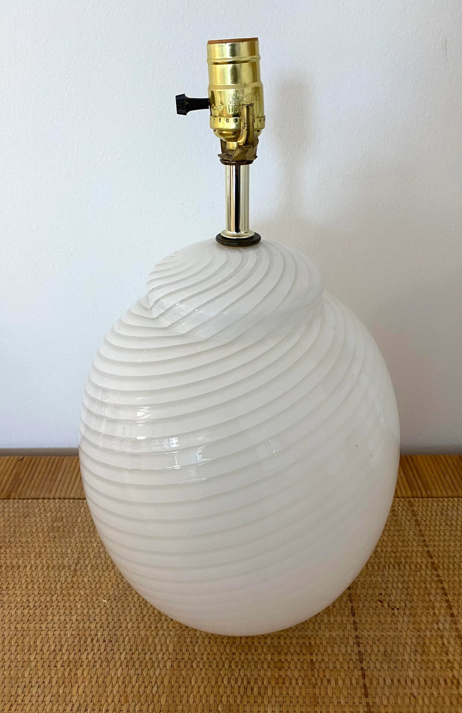 Vintage 1960s Vetri Italian Murano Swirl Table Lamp - 2
