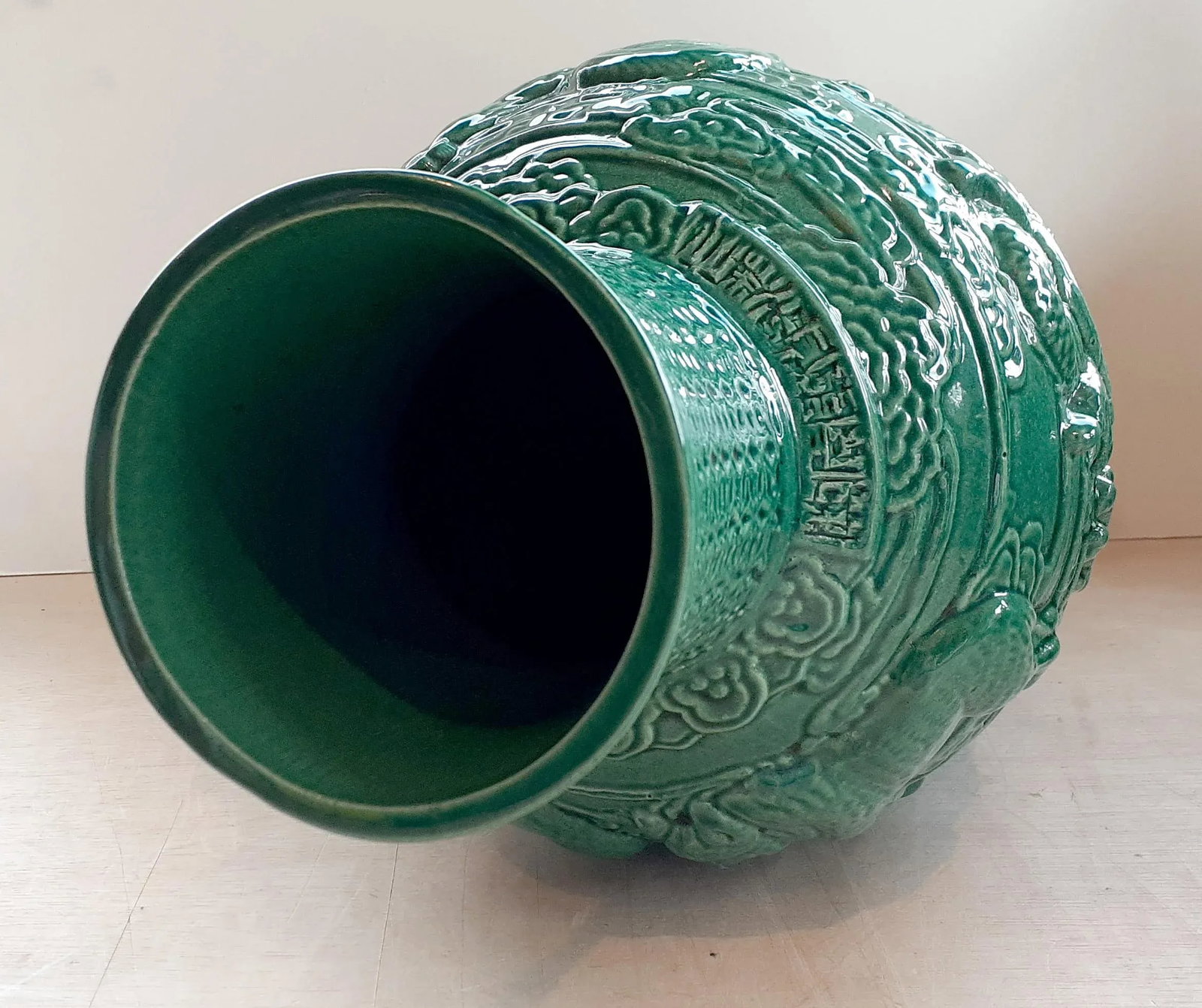 Early 20th Century Chinese Porcelain Famille Verte Shengxiao Vase - 6
