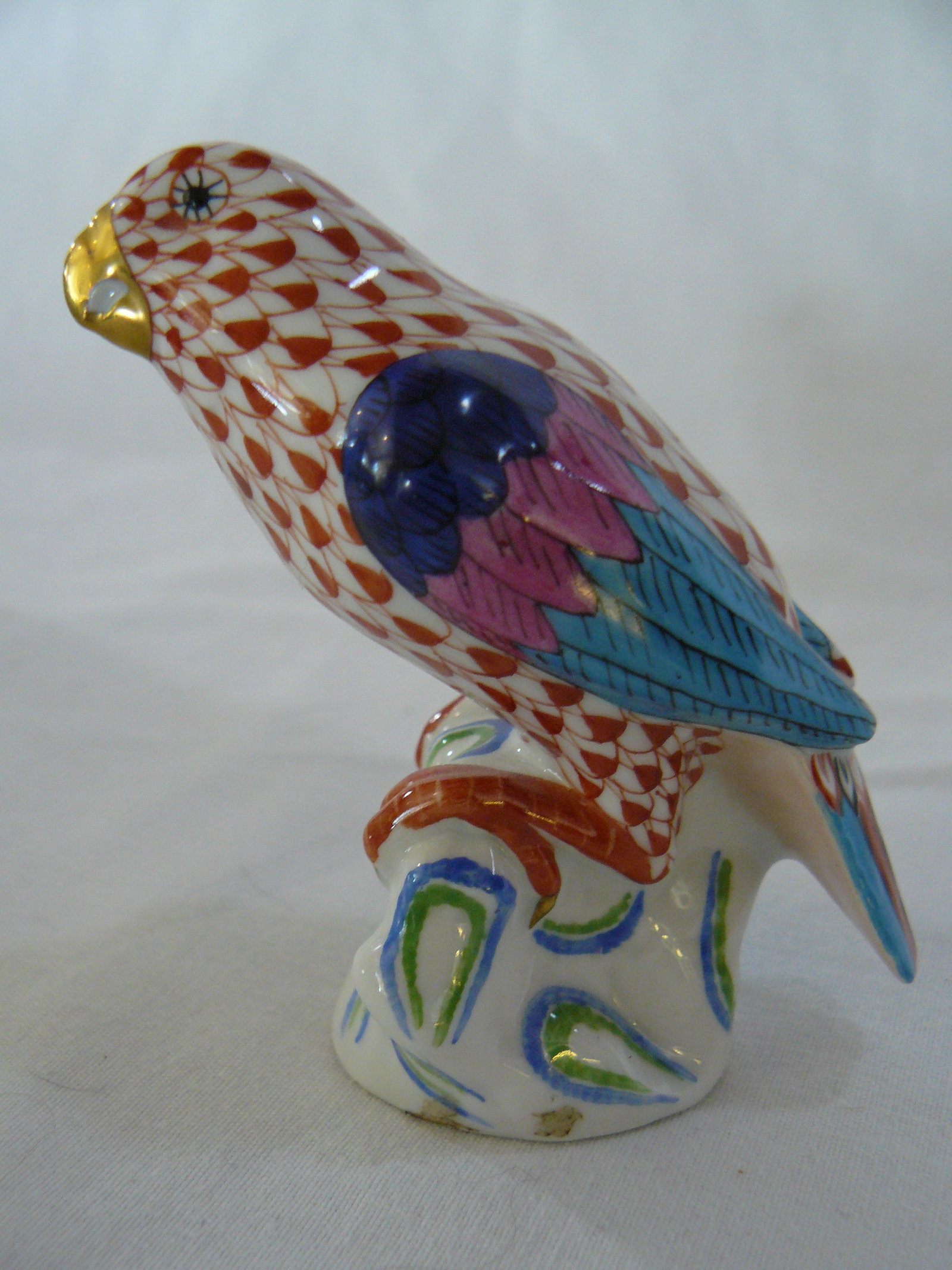 Herend Red Fishnet Parrot, No Longer Manufactured - 3